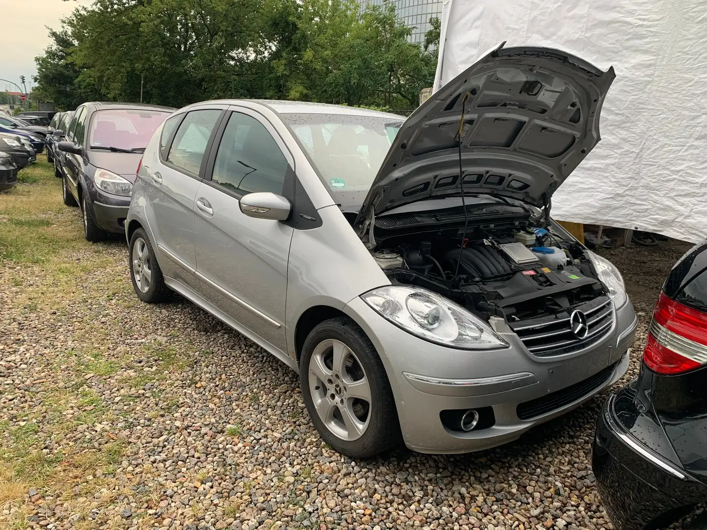 Mercedes-Benz A 170 Automatik1Hand+TÜVNeu+1Jahr Garantie+Teilleder Grau - 1