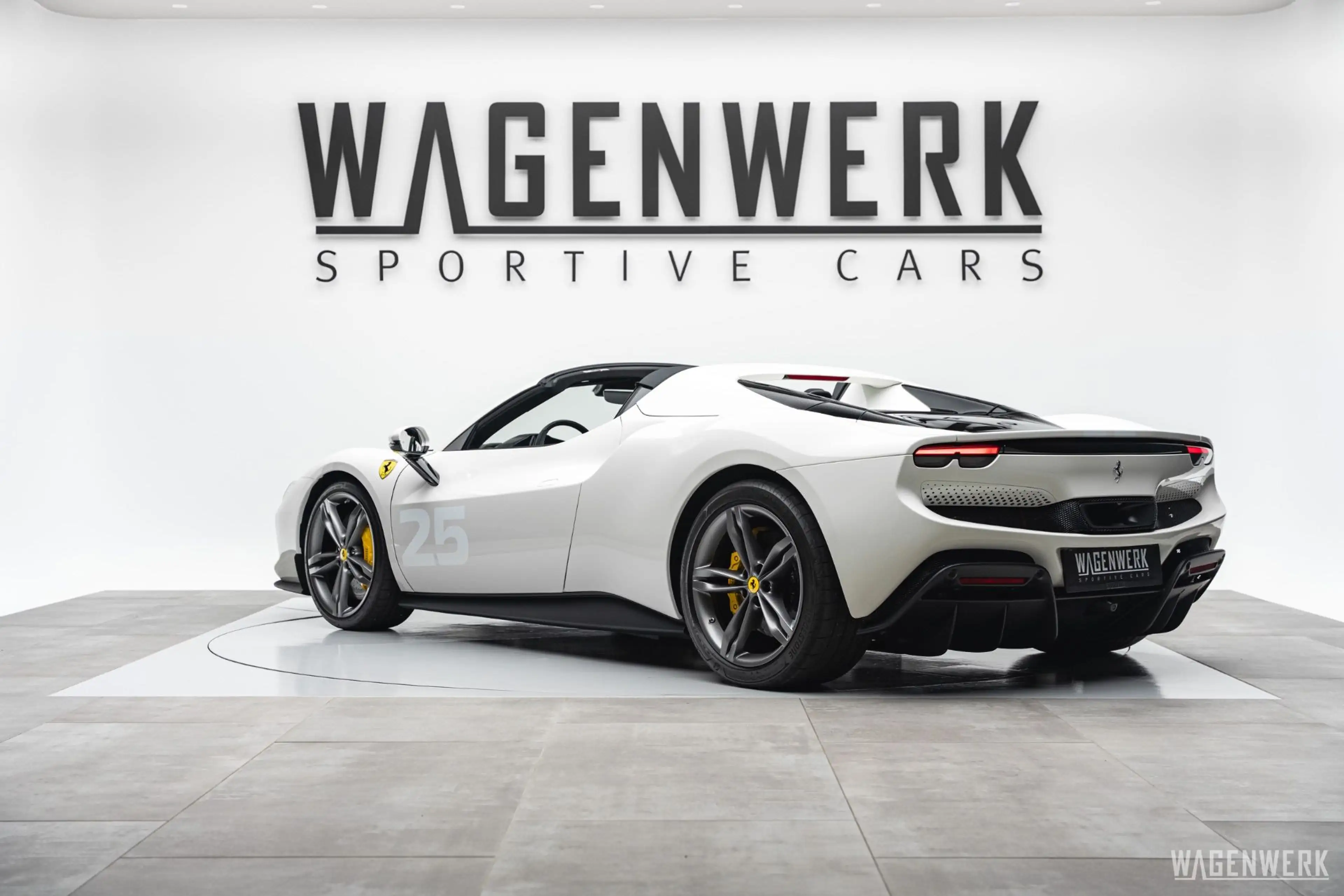 Ferrari 296 GTS RACINGSITZE CARBONLENKRAD LIFT DISPLAY KAMERA — photo 5