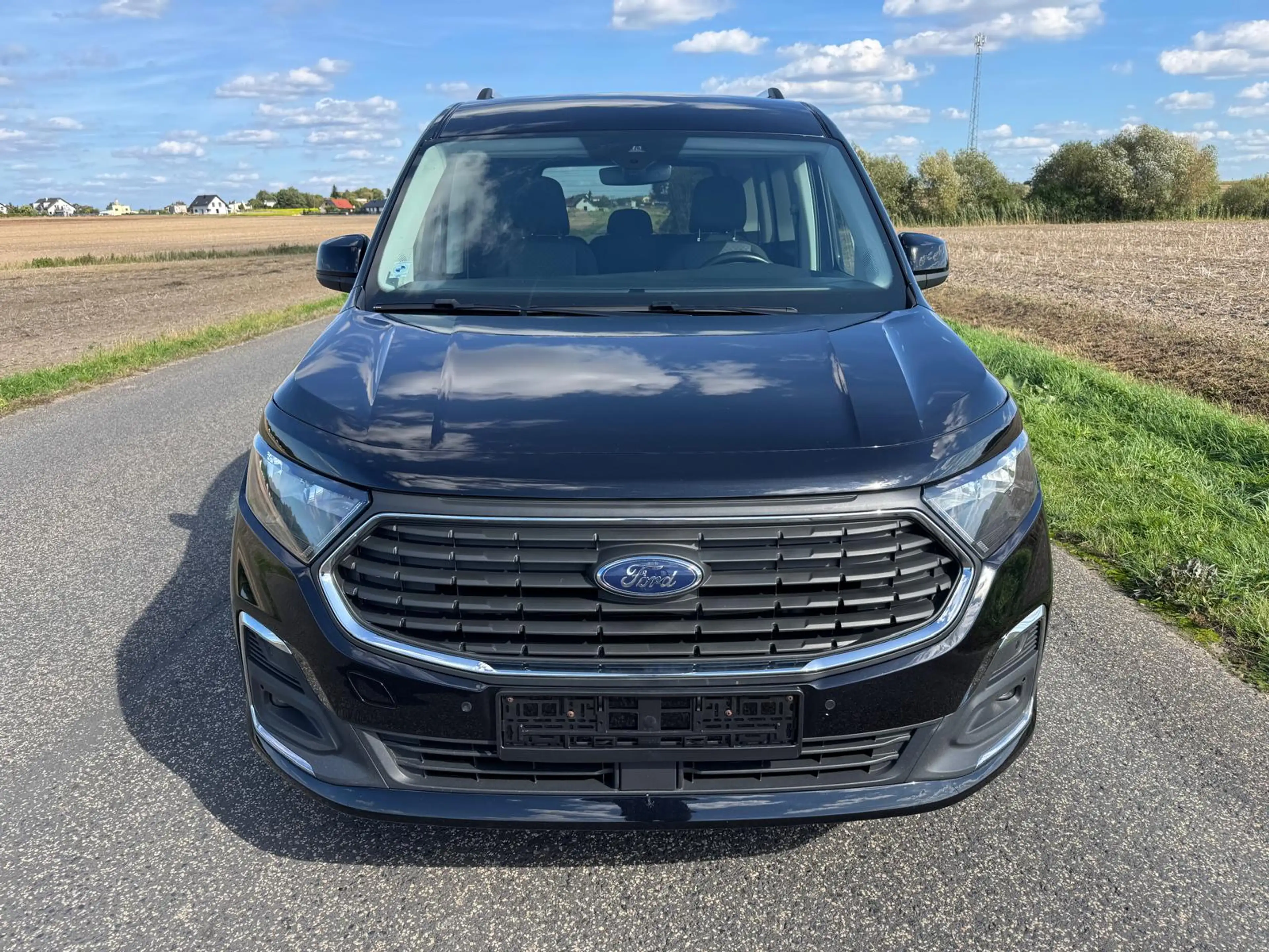 Ford Tourneo Connect Grand Tourneo Connect 2.0 EcoBlue Allrad TITANIUM — photo 8