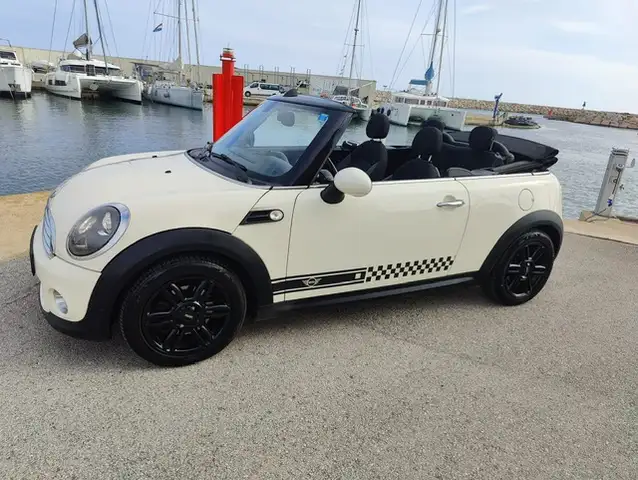 MINI Cooper Cabrio