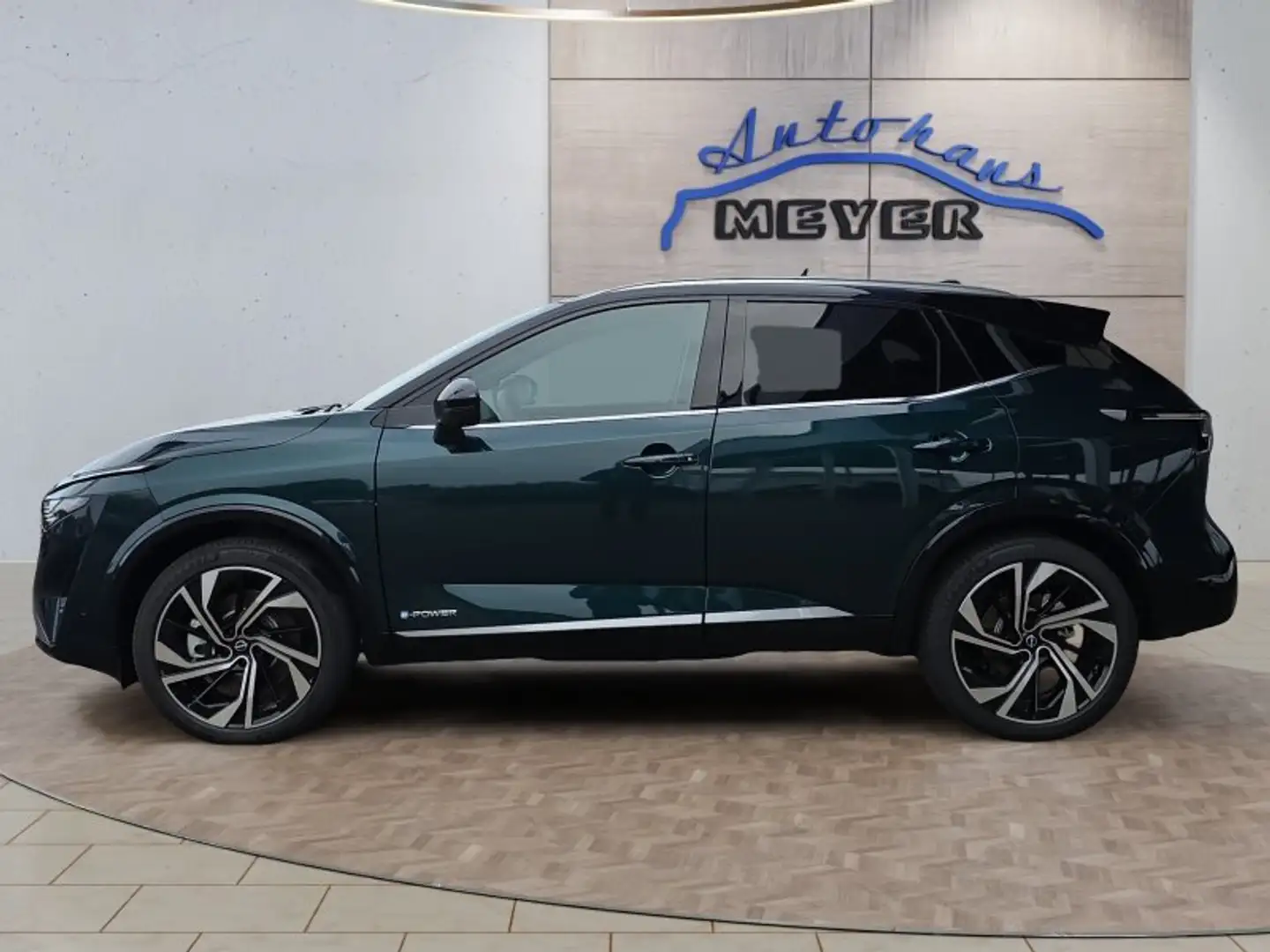 Nissan Qashqai Tekna+ 1.5 VC-T e-POWER UPE=51000 Euro    ** Grün - 2