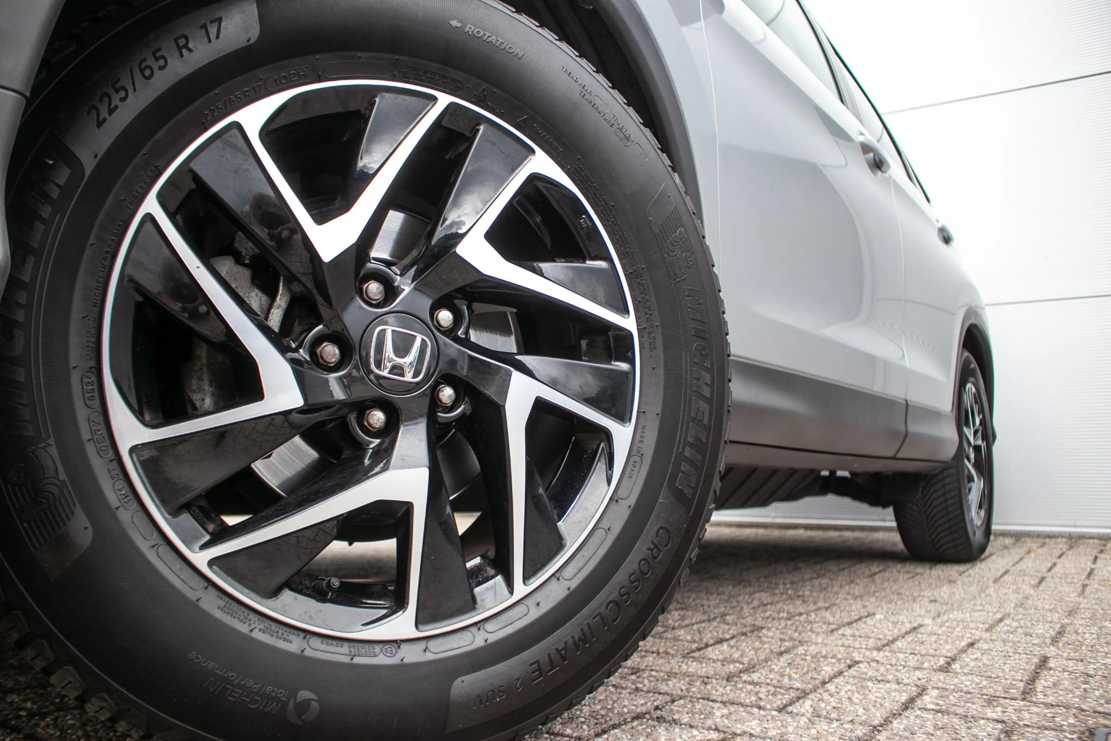 Honda CR-V 2.0 4WD Elegance Edition Nav | Cruise | Cam | All- — photo 13