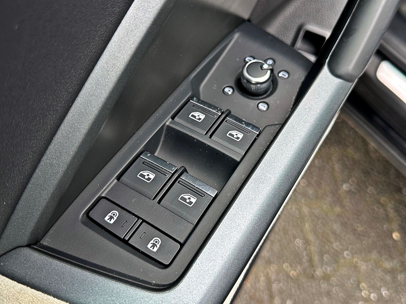 Audi Q3 Sportback 35TFSI S LINE PANO SONOS STANDHZ VC — photo 7