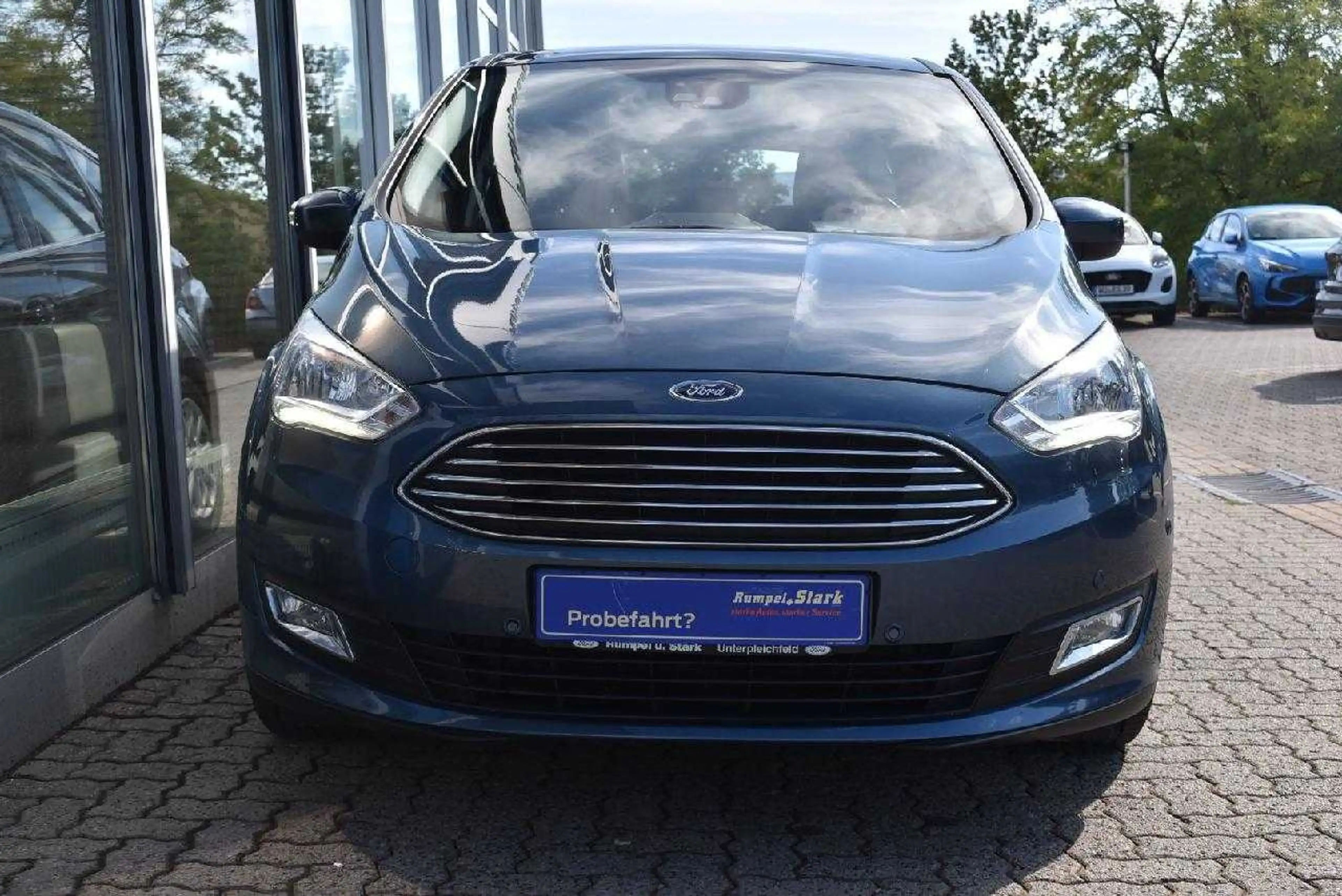 Ford C-Max Titanium — photo 3