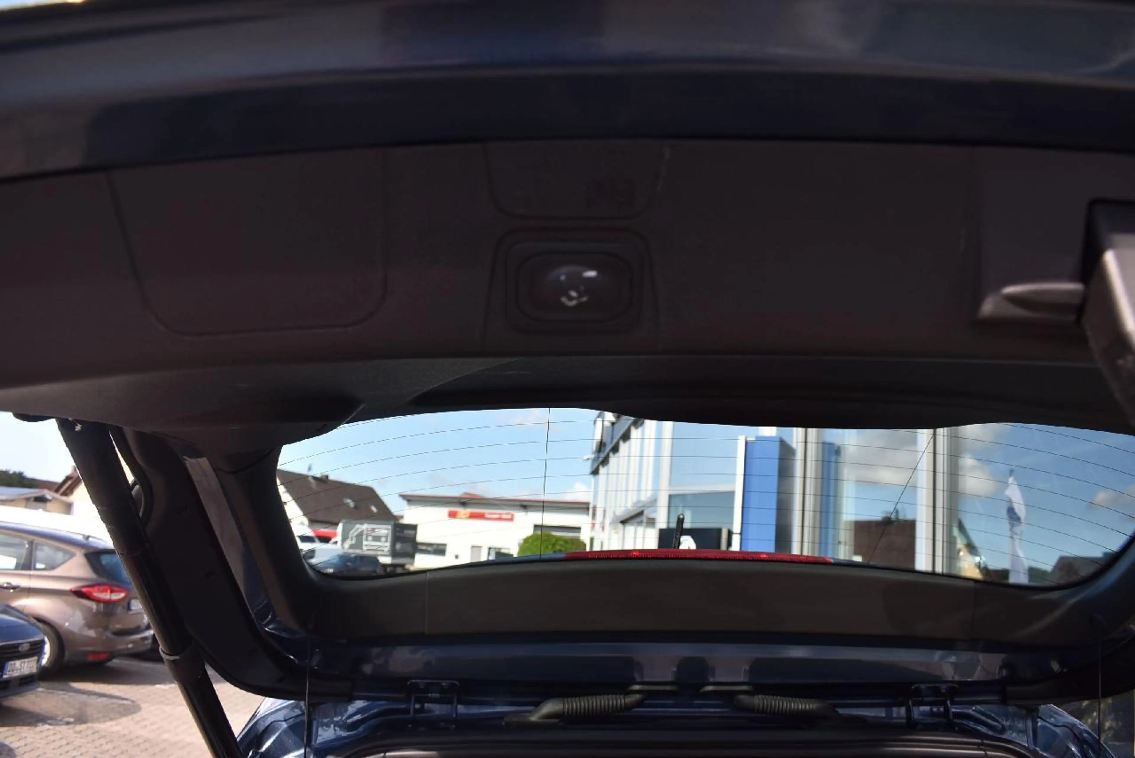 Ford C-Max Titanium — photo 7