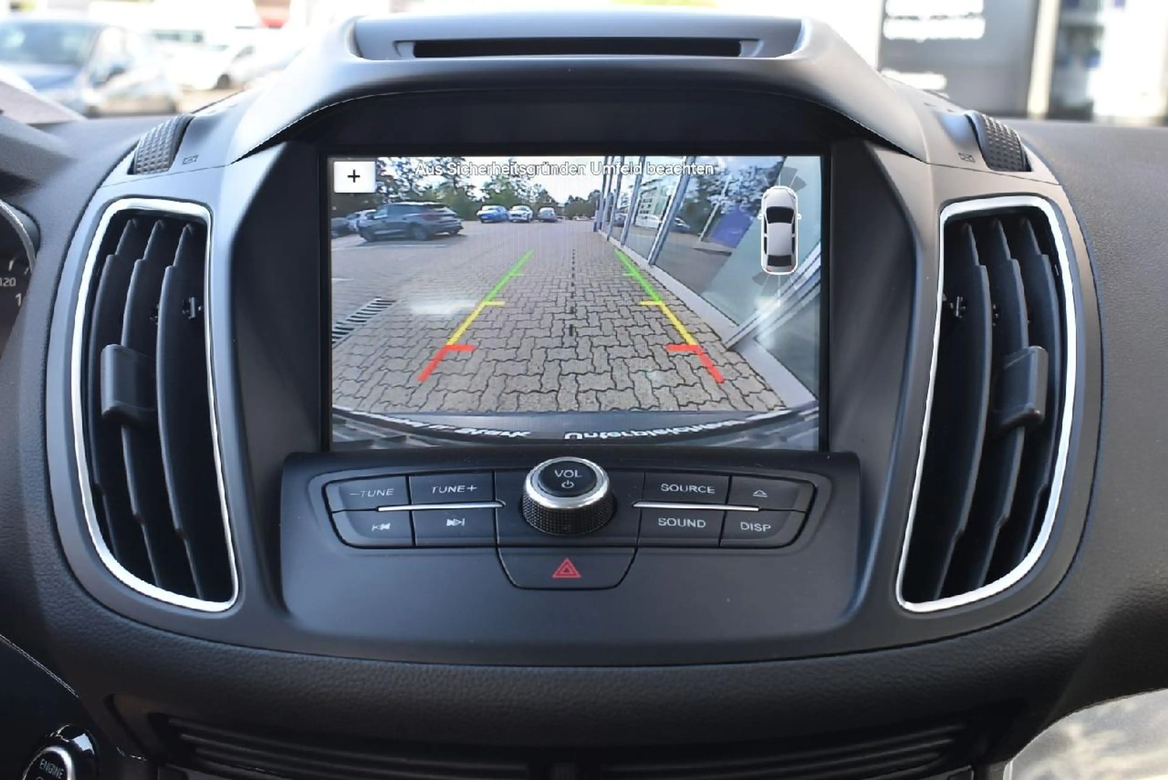 Ford C-Max Titanium — photo 13