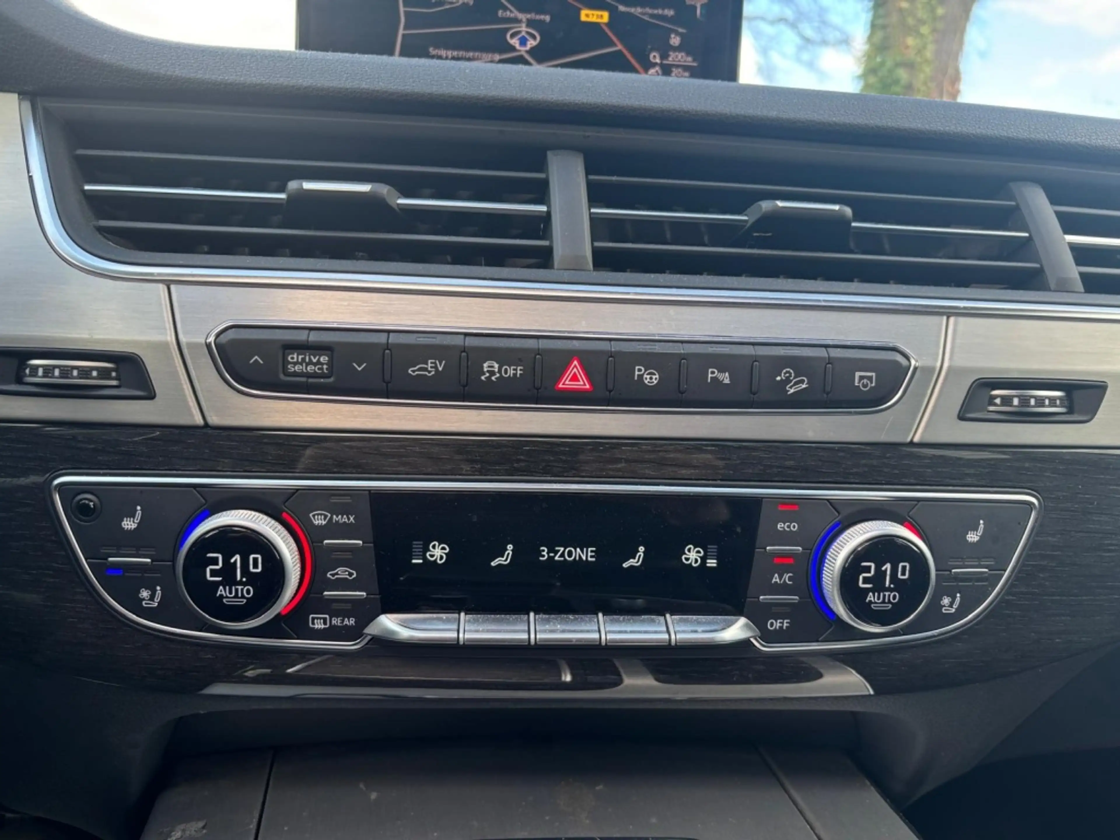 Audi Q7 e-tron 3.0 TDI quattro | Pano | Luchtvering | Trekhaak | — photo 26