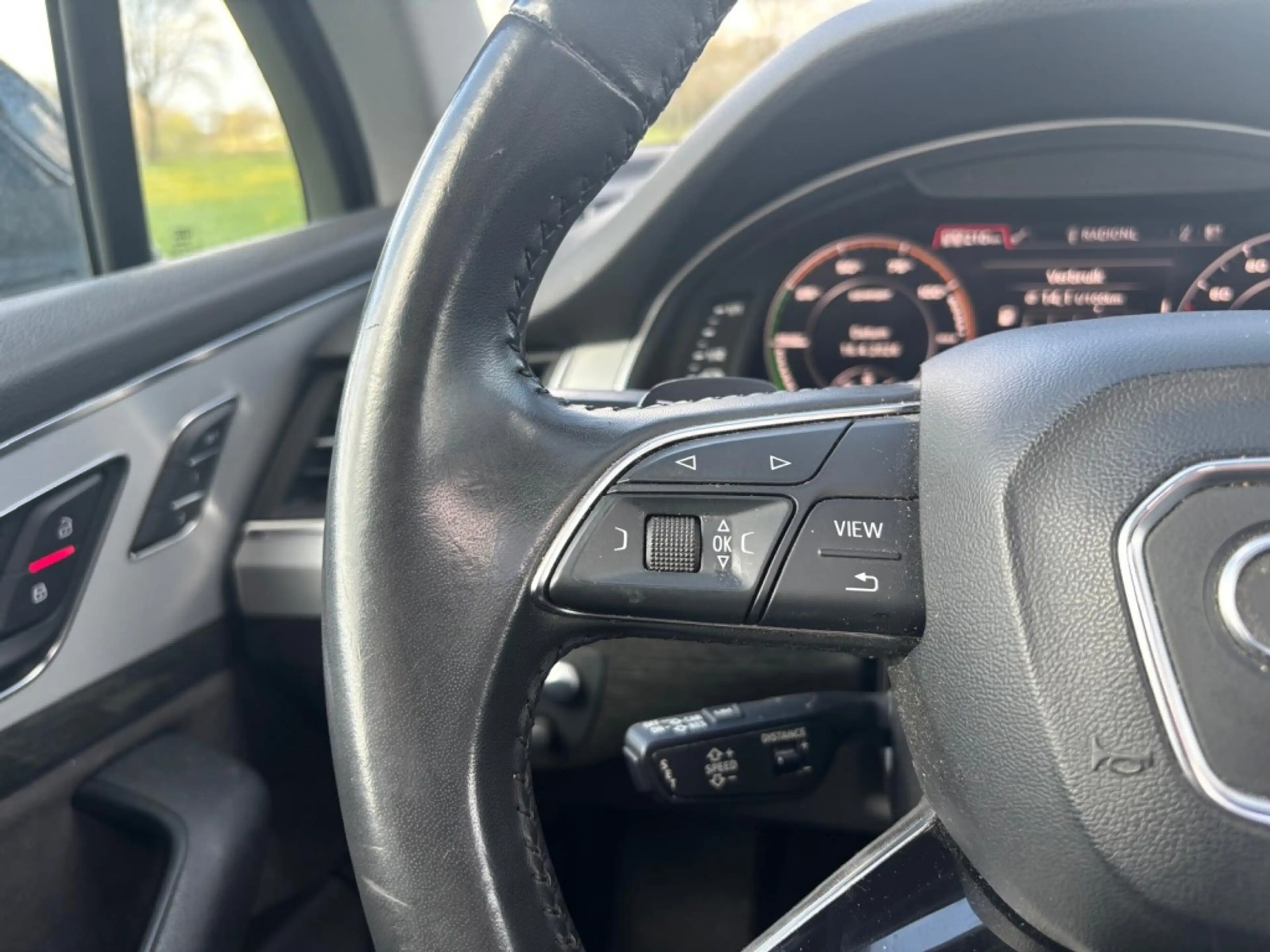 Audi Q7 e-tron 3.0 TDI quattro | Pano | Luchtvering | Trekhaak | — photo 25