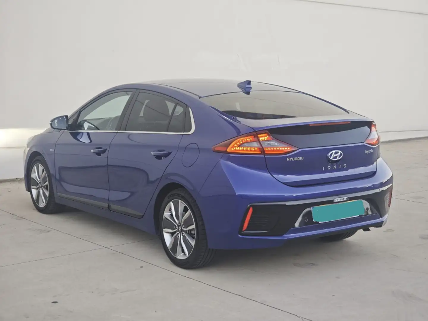 Hyundai IONIQ HEV 1.6 GDI Tecno Azul - 2