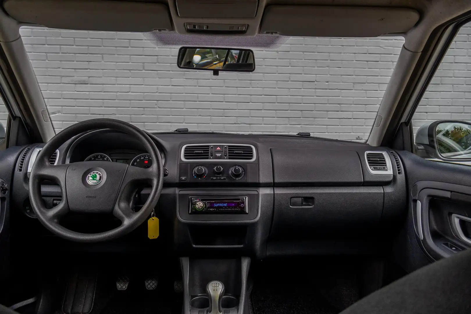 Skoda Fabia 1.4-16V Ambition Grijs - 2