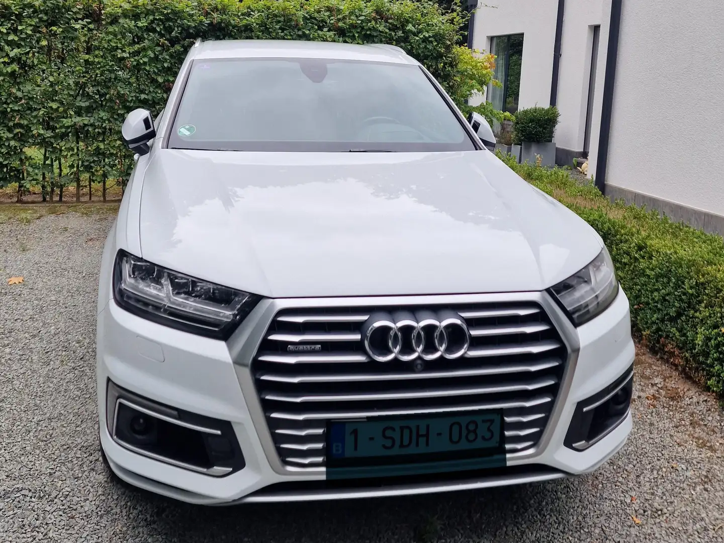 Audi Q7 e-tron Weiß - 2