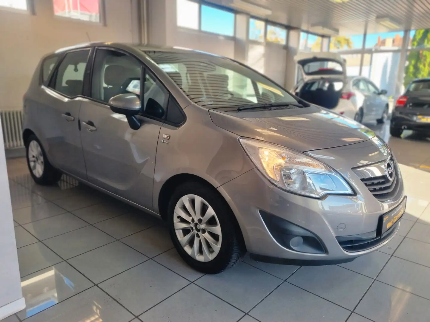 Opel Meriva B Active*KLIMA*AHK*TÜV Brun - 2