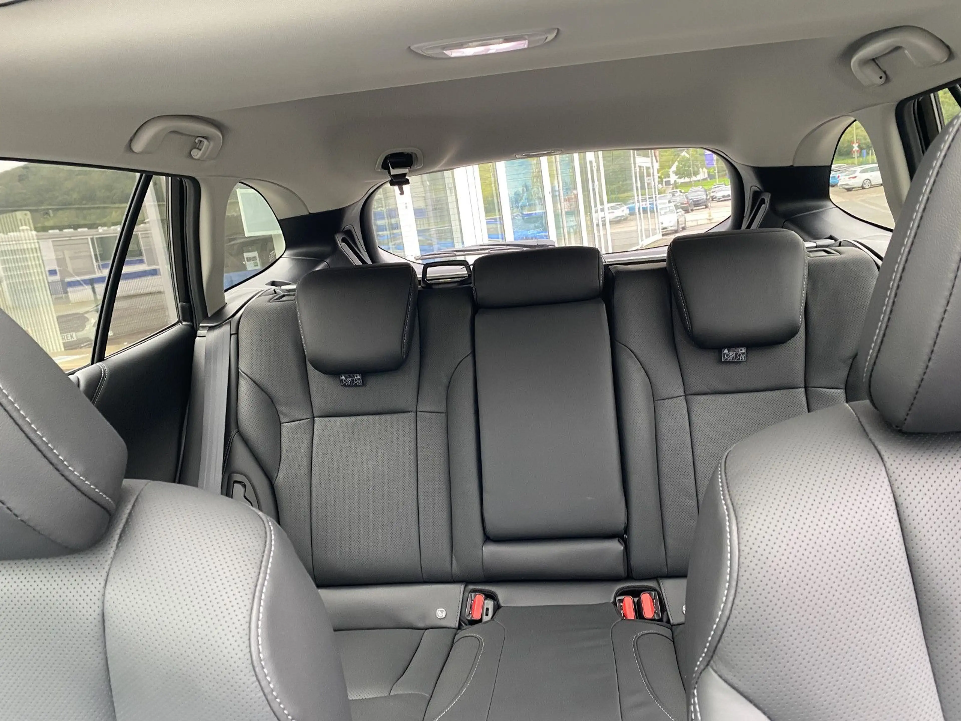 Subaru OUTBACK 2.5i PLATINUM =PREMIUM 8 J. GAR Mod´26 — photo 10