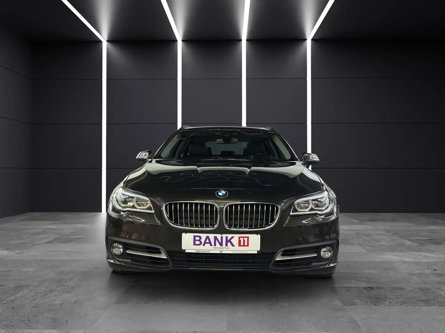 BMW 530 d F11 Aut.AHK* Keyless&Go Pano HUD Unfallfrei - 2