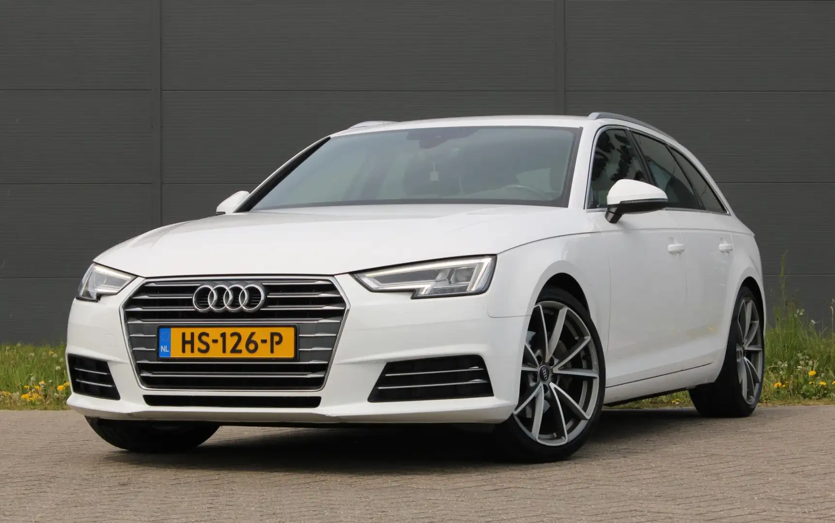 Audi A4 Avant 2.0 TDI Sport Pro Line Trekhaak 190PK Blanc - 2