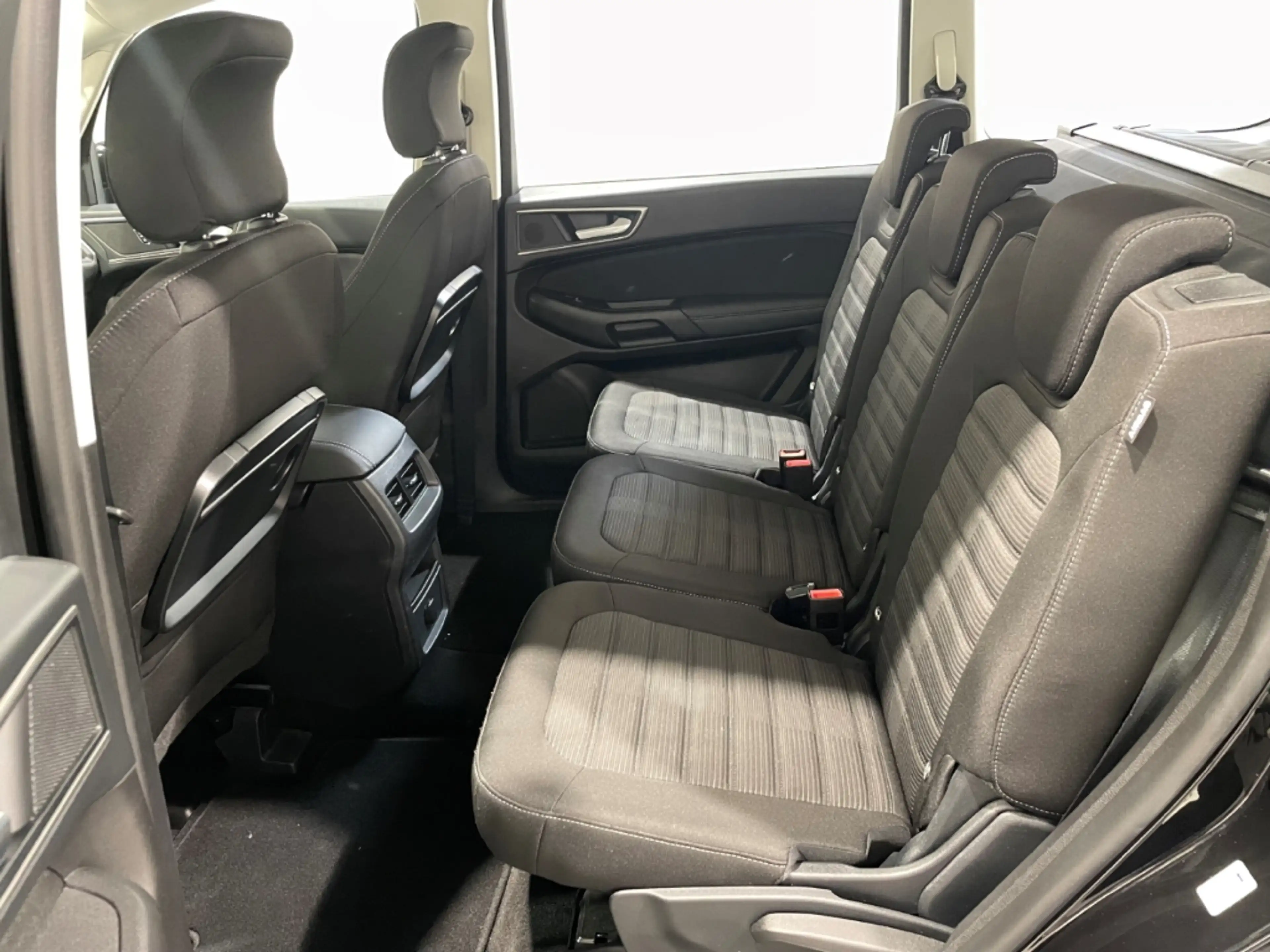 Ford Galaxy 2.0 EcoBlue Trend Automatik EU6d-T 7-Sitzer — photo 6