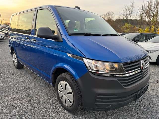 Imagine Volkswagen T6 Kombi T6.1 Kombi 2.0 TDI *DSG*FWD*9-SITZER*PDCHI+VO*AH
