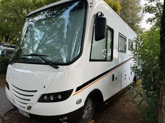 Phoenix 7700L Midi Liner Style X Autom. ALDE Standklima