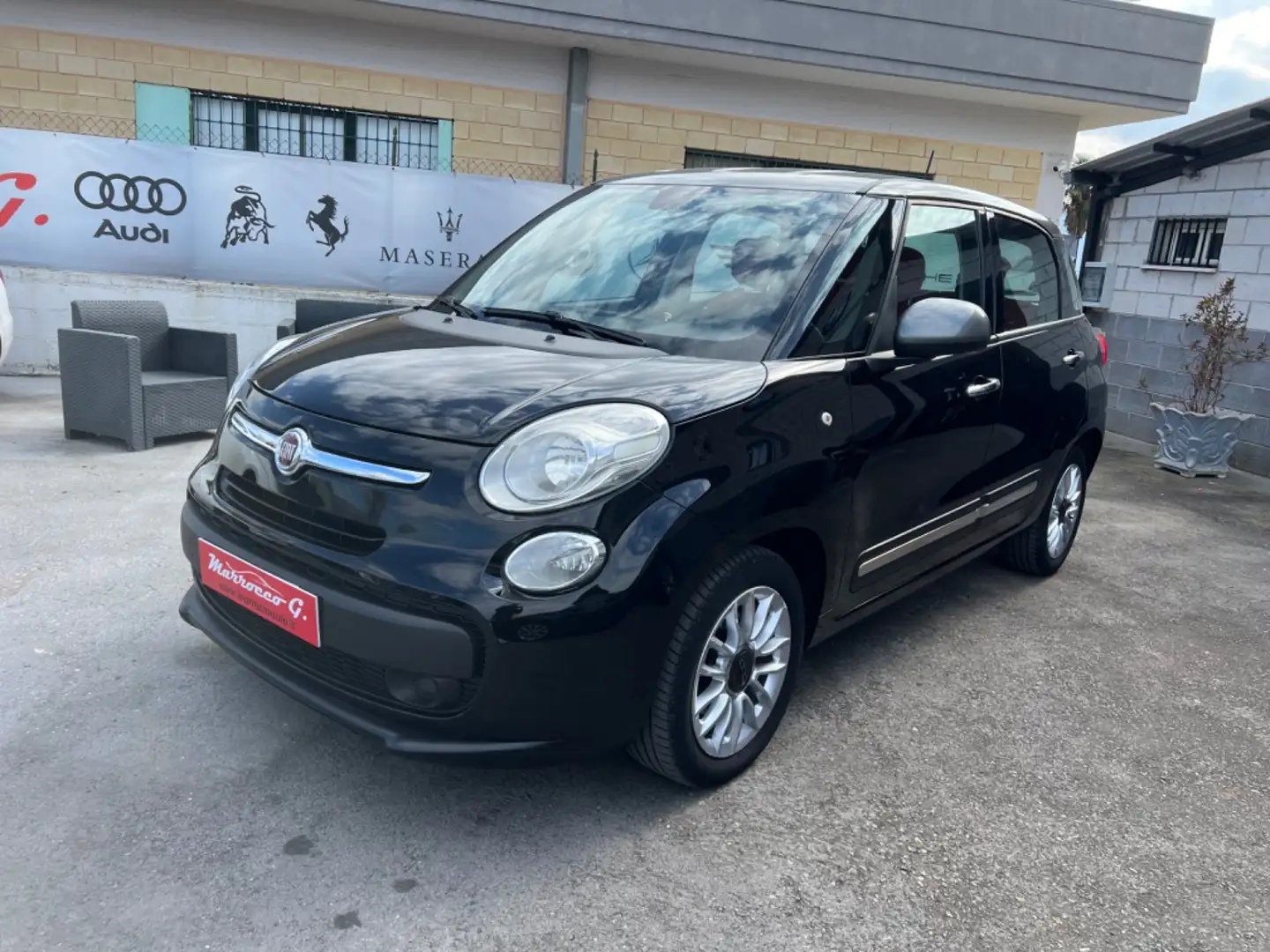 Fiat 500L Negro - 1