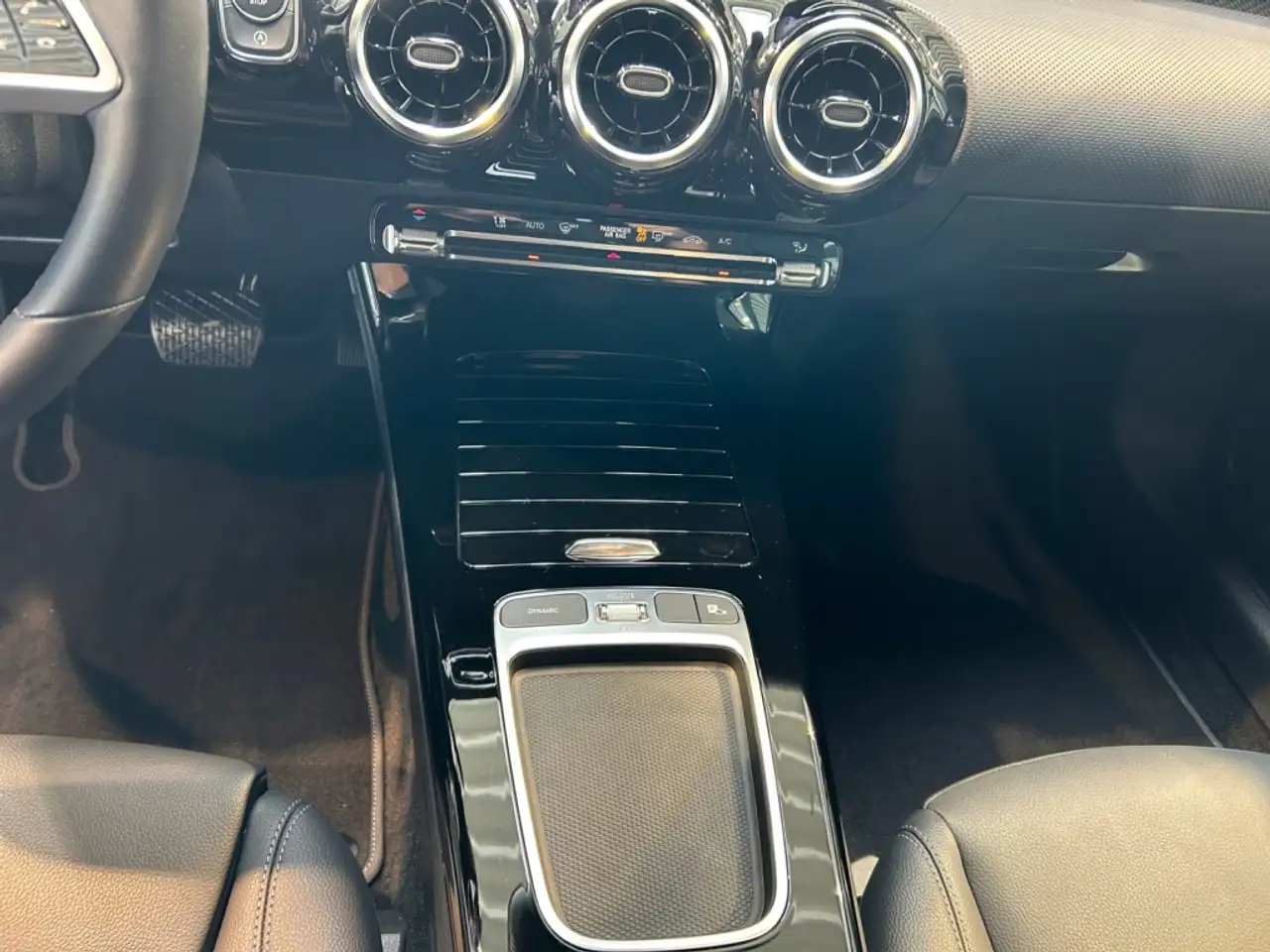 Mercedes-Benz A-Class Progressive Progressive+Wide+Cam+LED+Navi, миниатюра 17