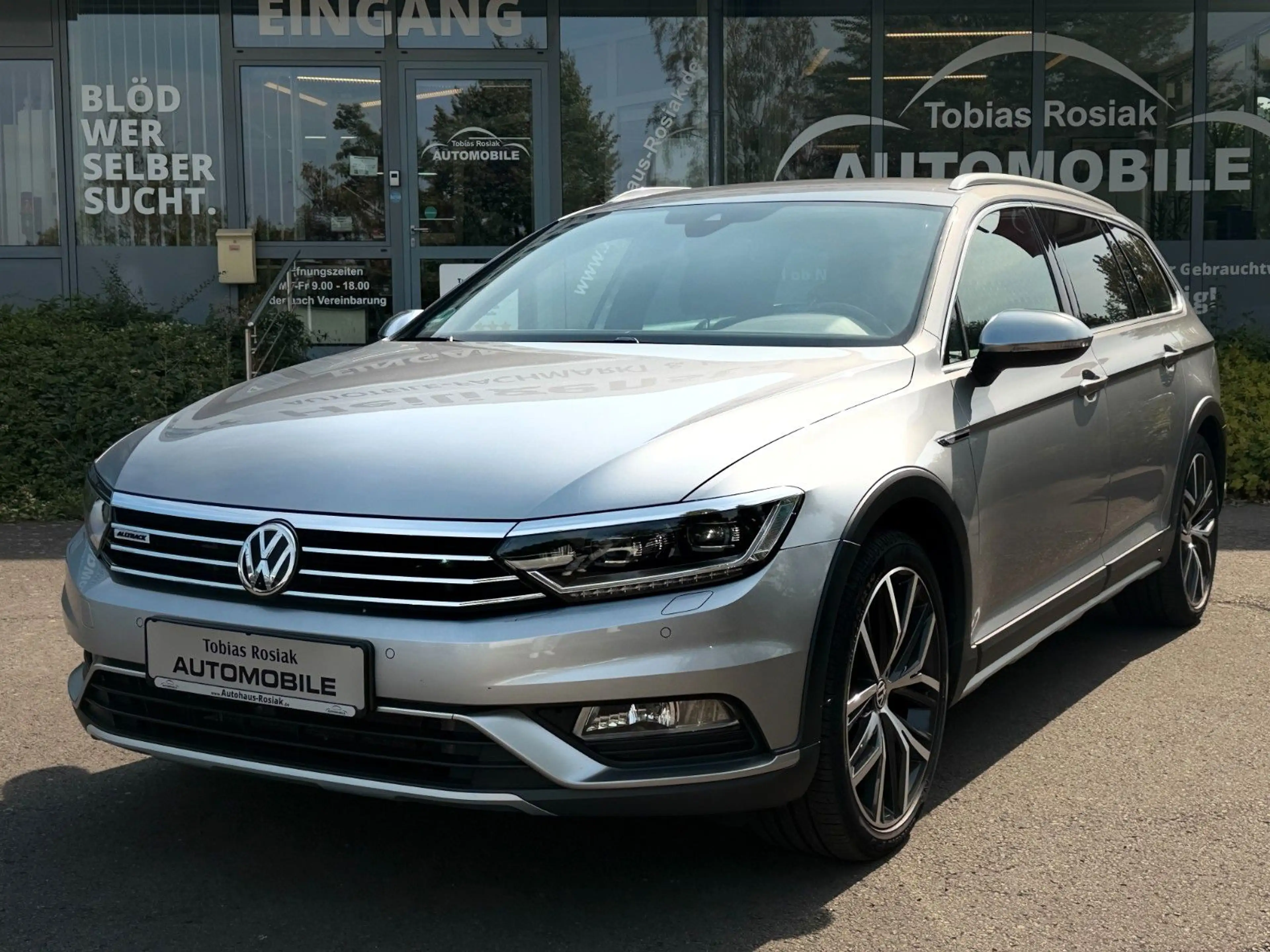 Volkswagen Passat Variant Passat Alltrack wie NEU LED*360Grad*4WD*PDC*ACC — photo 2