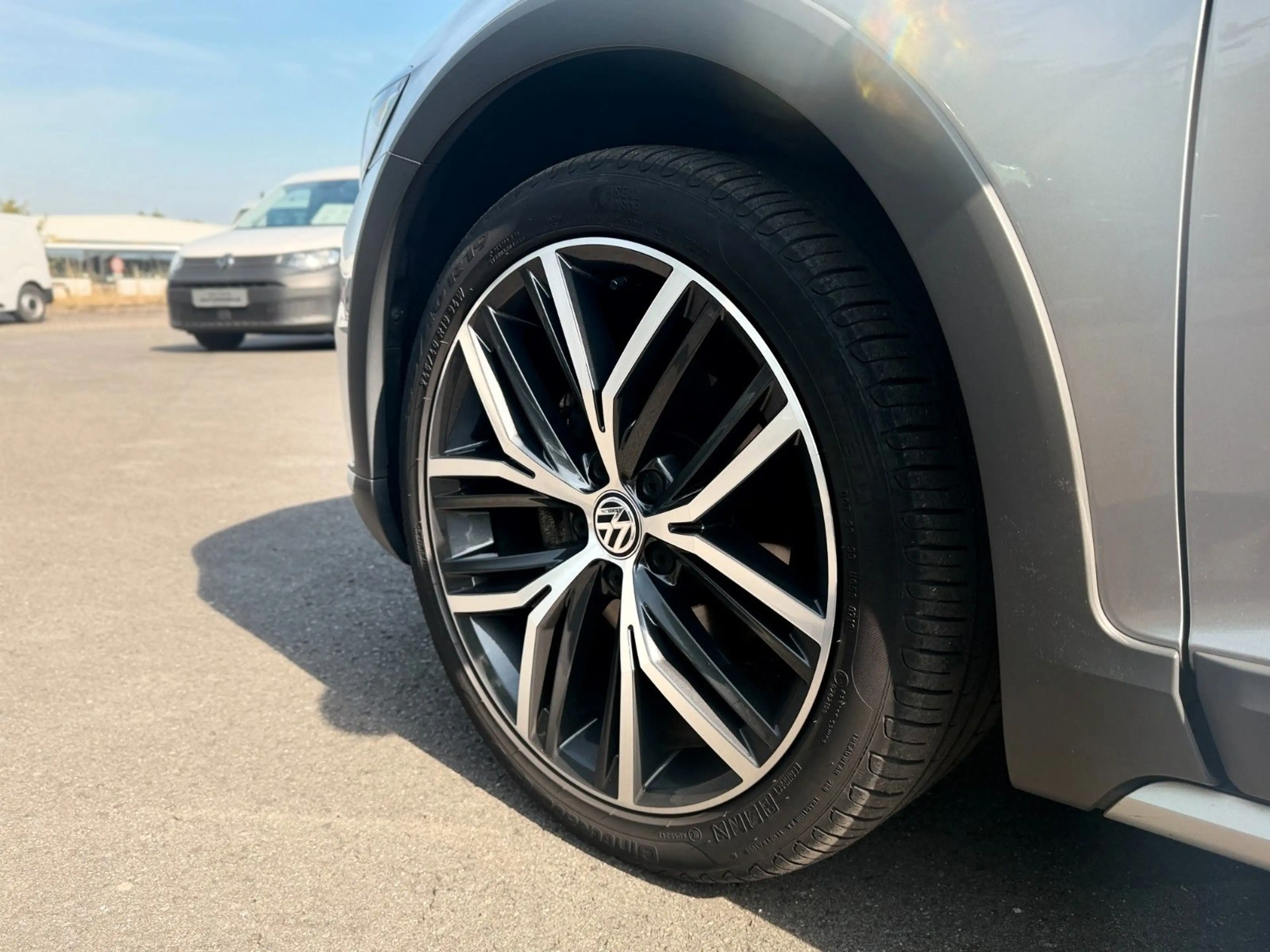 Volkswagen Passat Variant Passat Alltrack wie NEU LED*360Grad*4WD*PDC*ACC — photo 14