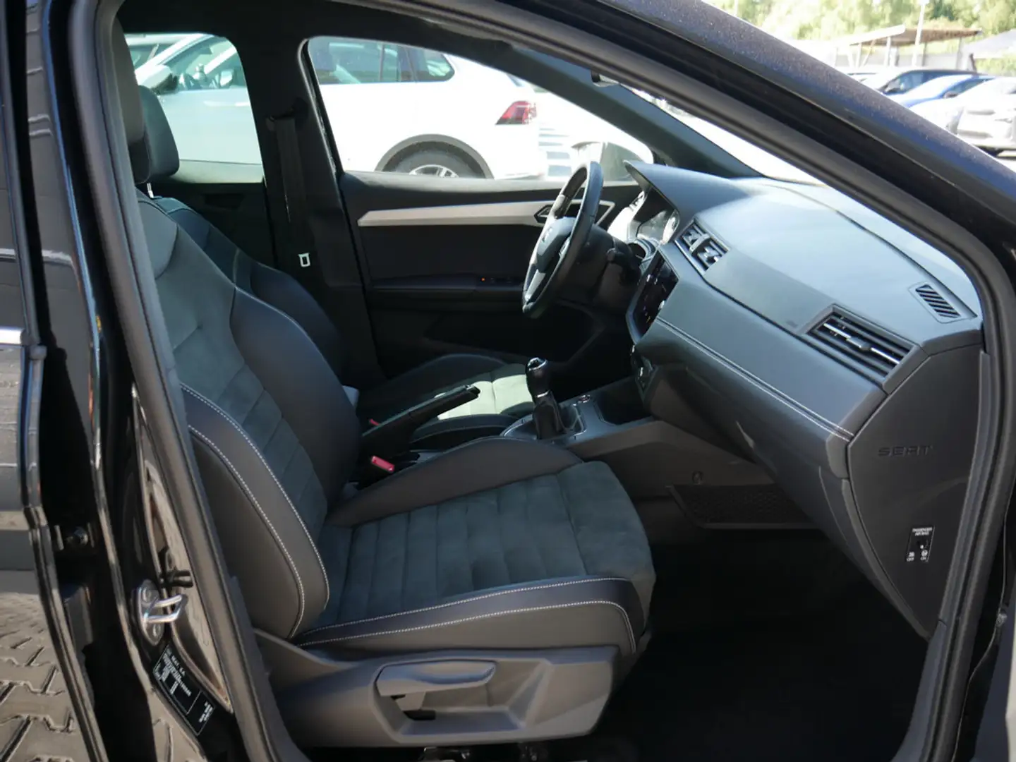 SEAT Ibiza 1.0 TSI Xcellence KAMERA NAVI ACC LED Schwarz - 2