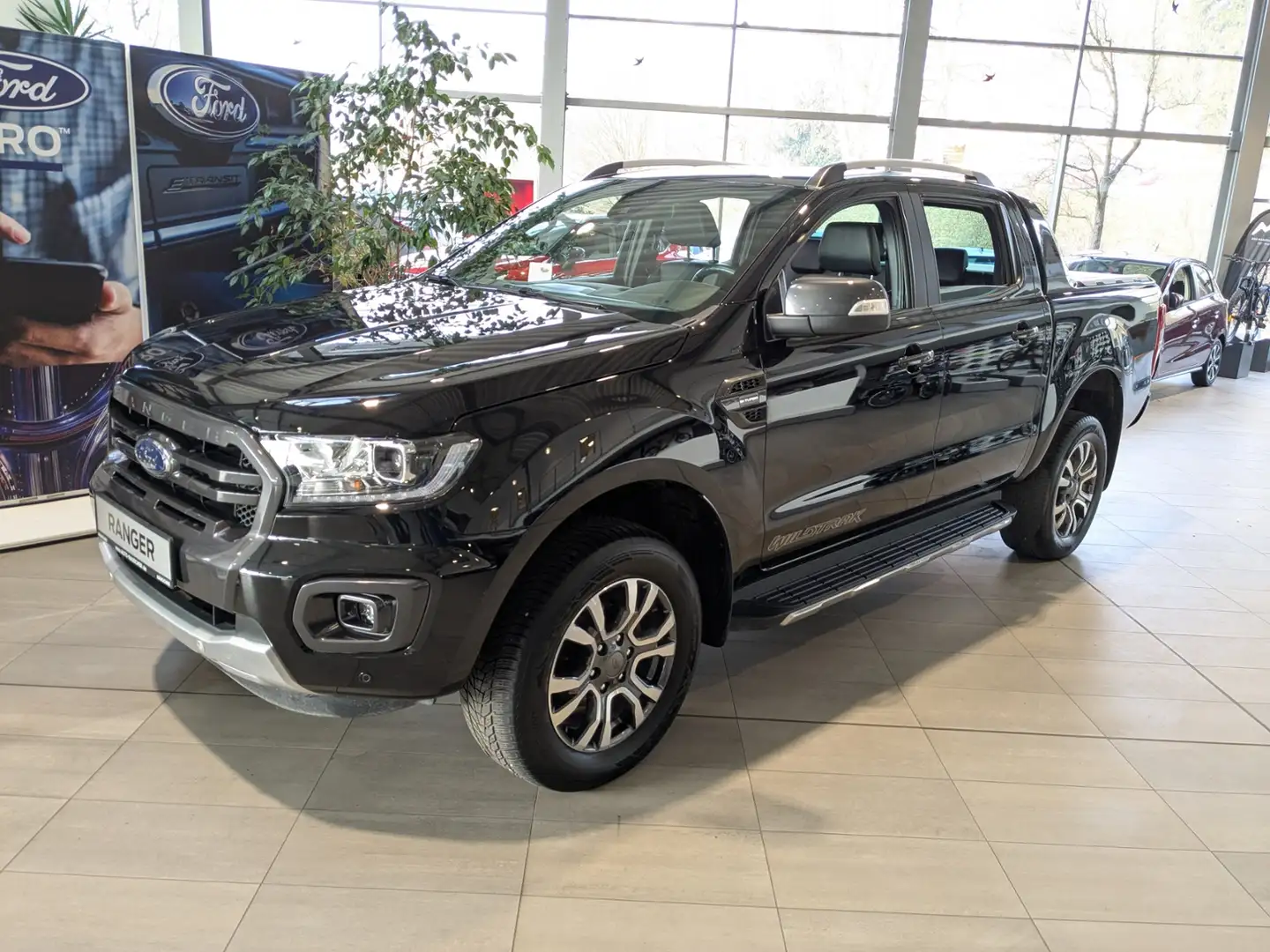 Ford Ranger DoKa 2.0 l 156 kW AWD Wildtrak Schwarz - 2