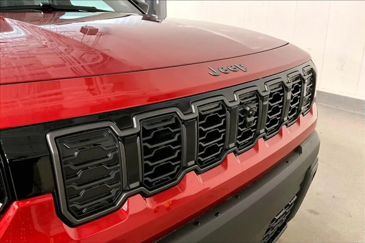 Jeep Cherokee снимка Jeep Cherokee