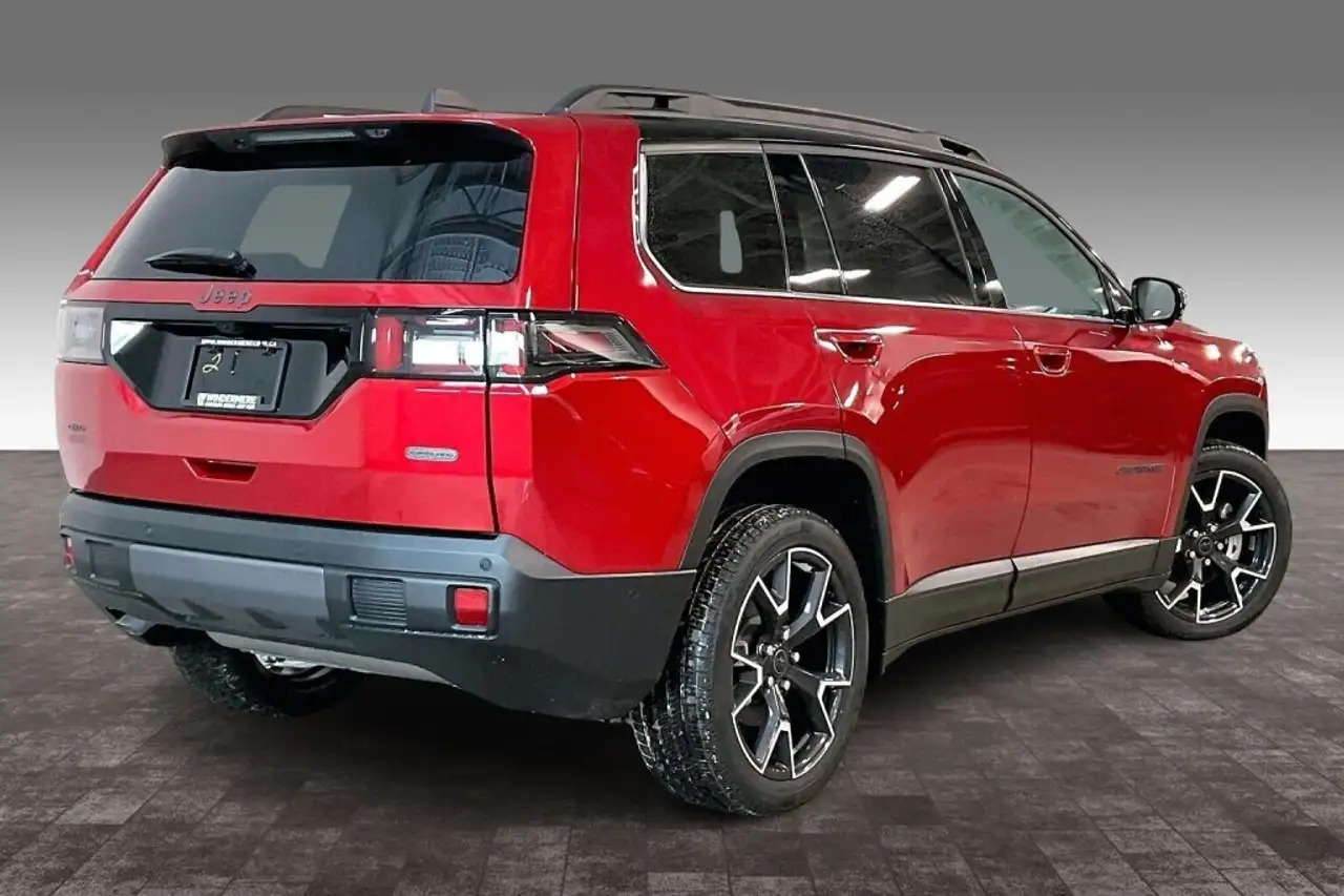 Jeep Cherokee снимка Jeep Cherokee