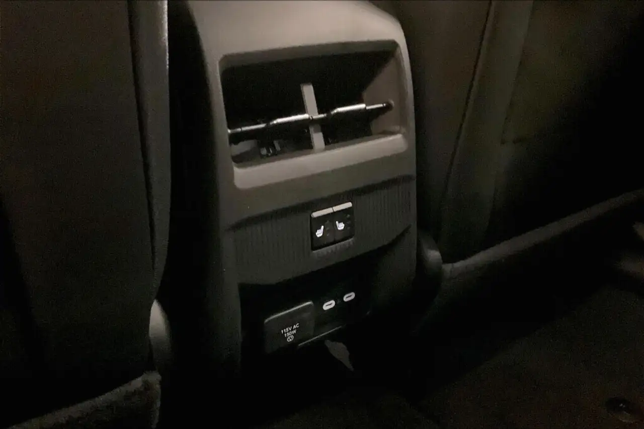 Jeep Cherokee снимка Jeep Cherokee