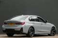BMW 320 3-serie M-Sport Shadowline 18Inch | Adaptive Cruis Grijs - thumbnail 2