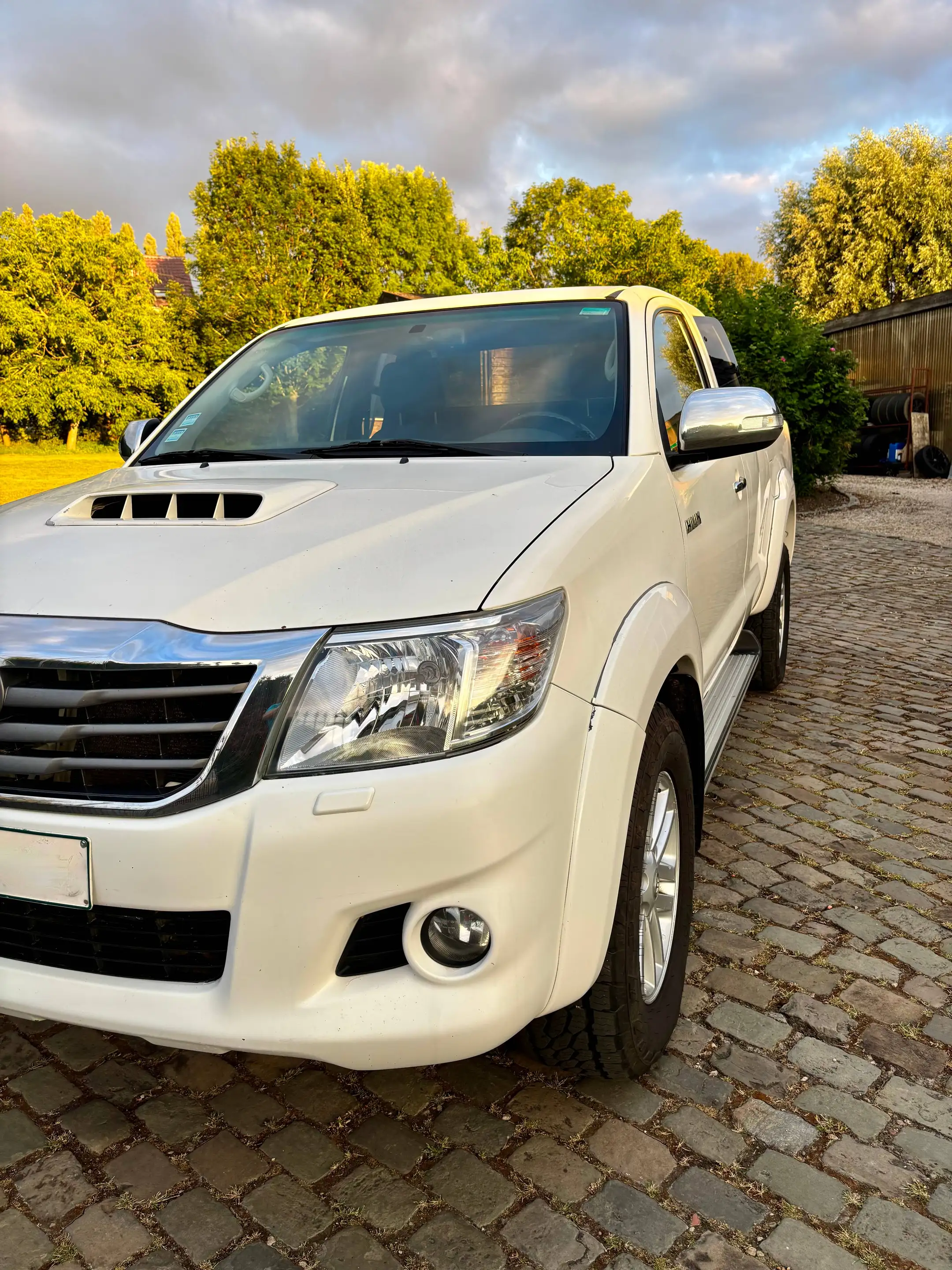 Toyota Hilux 2.5 D-4D 4WD 17500 excl.  * Belgium car * — photo 3
