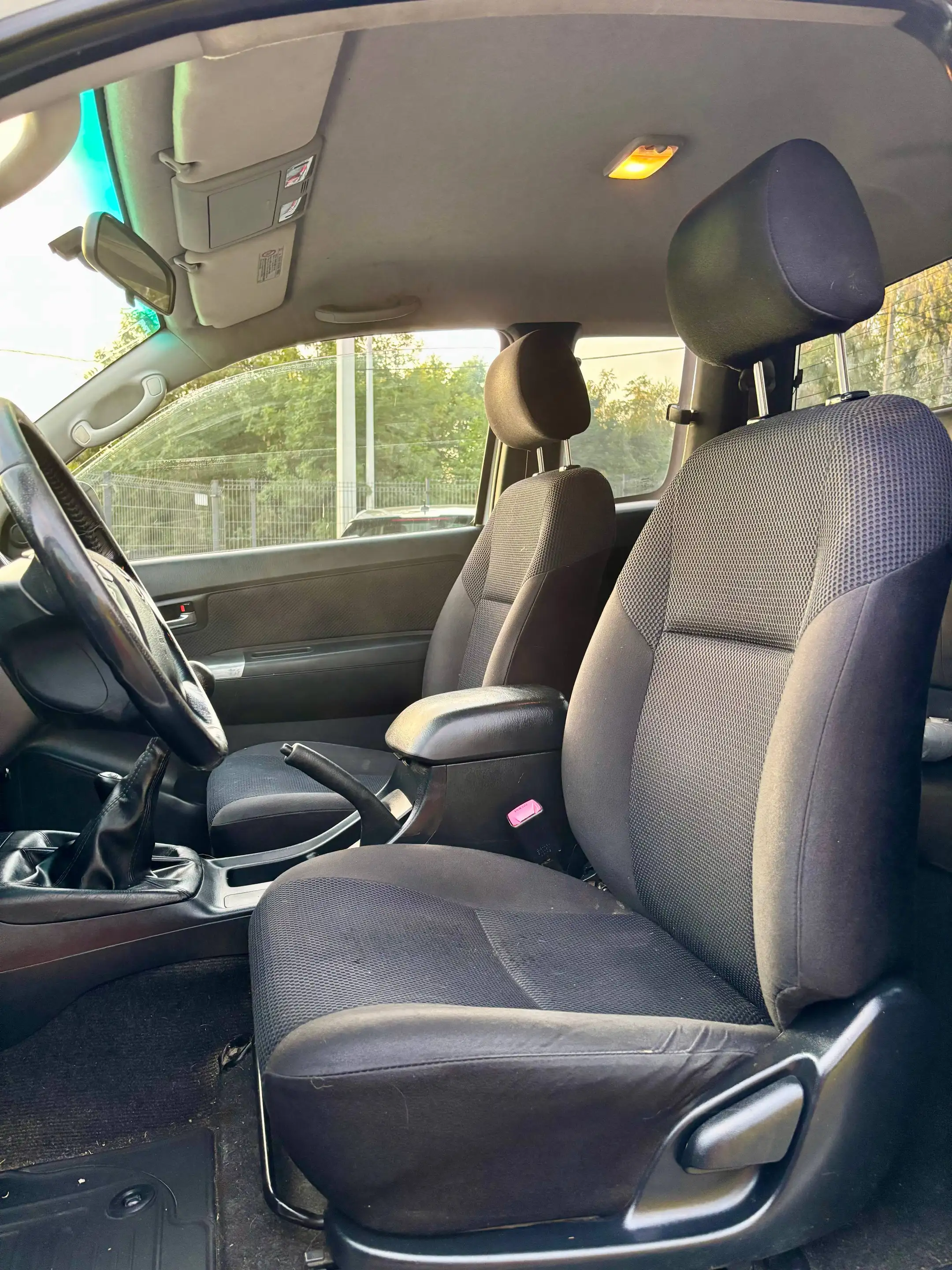 Toyota Hilux 2.5 D-4D 4WD 17500 excl.  * Belgium car * — photo 7