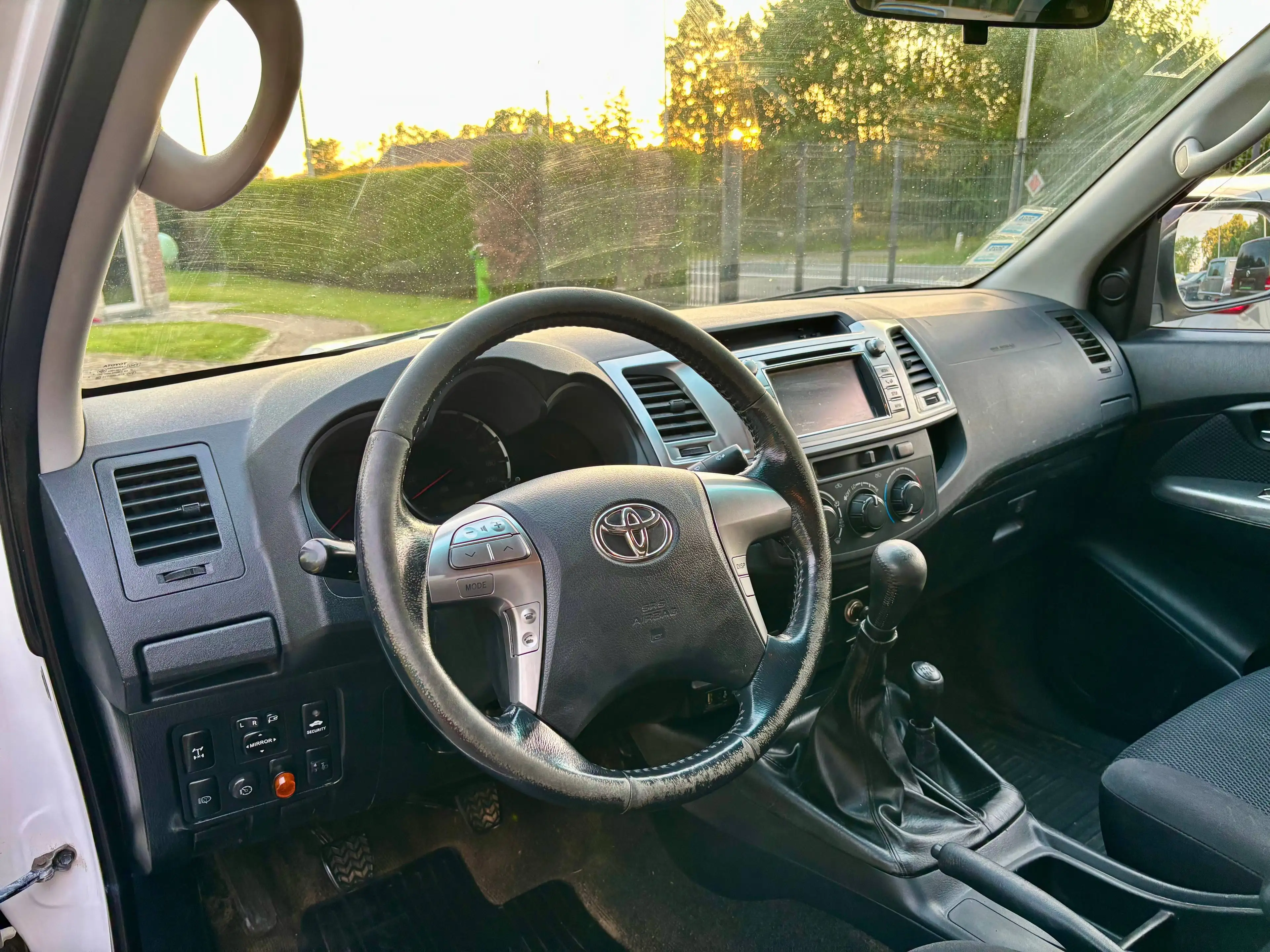 Toyota Hilux 2.5 D-4D 4WD 17500 excl.  * Belgium car * — photo 9