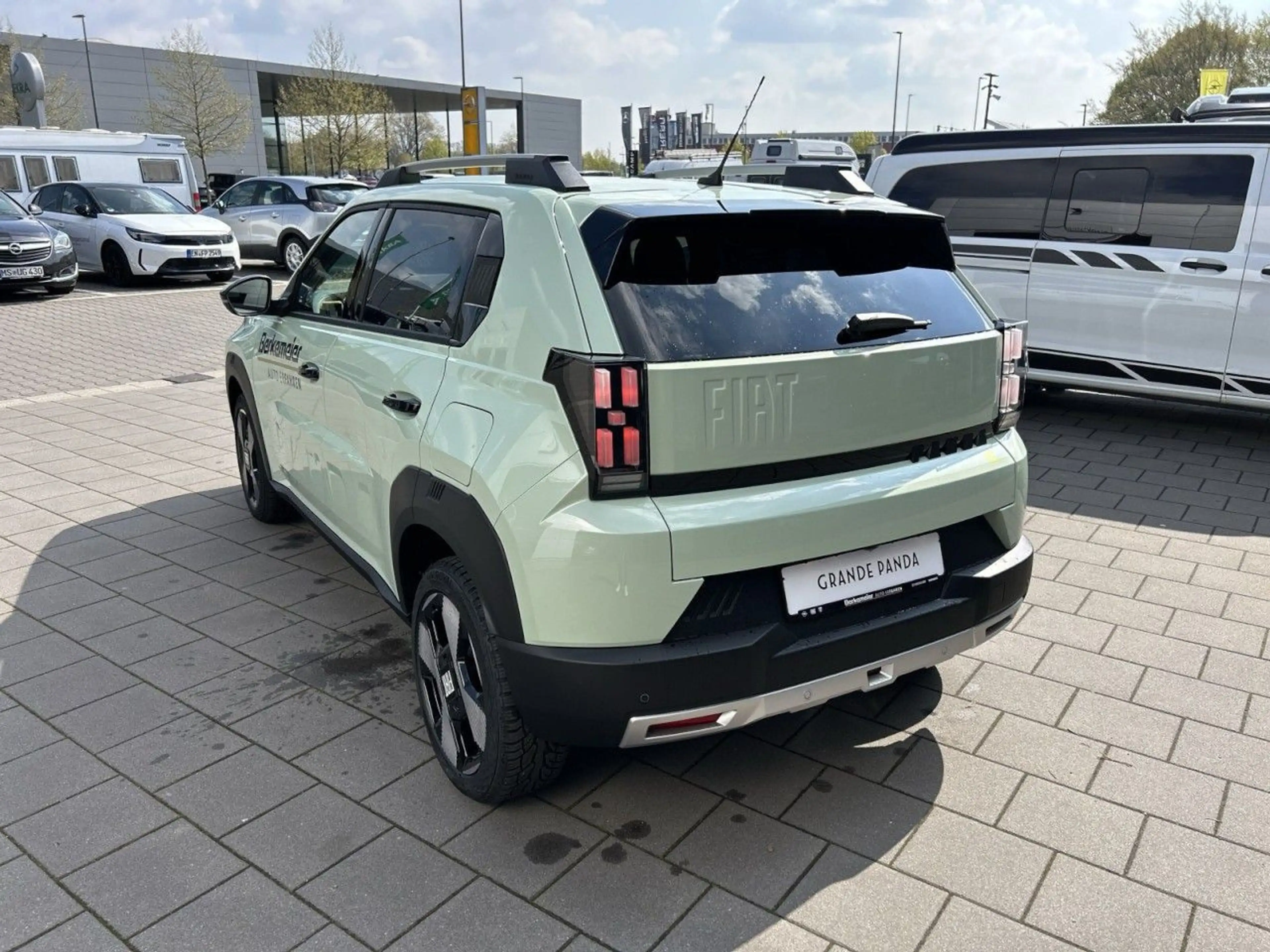 Fiat Grande Panda Elektro 44kwh La Prima — photo 5