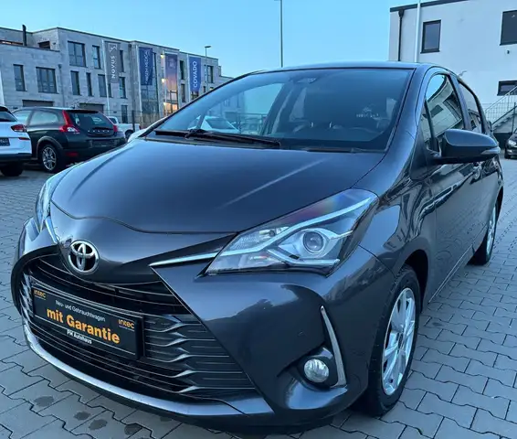 Toyota Yaris Team D/S Heft gepflegt/37000km