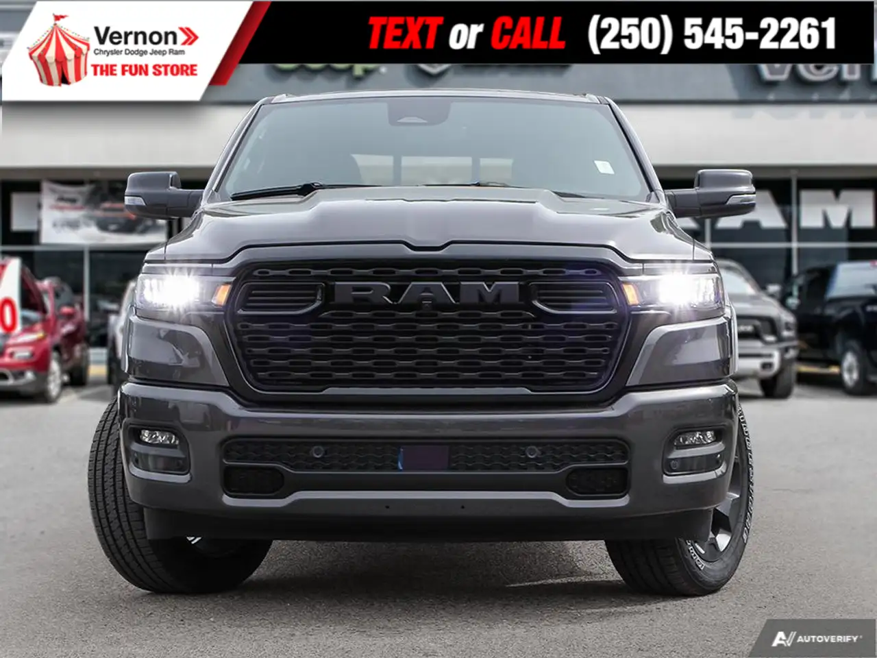 RAM 1500 снимка RAM 1500