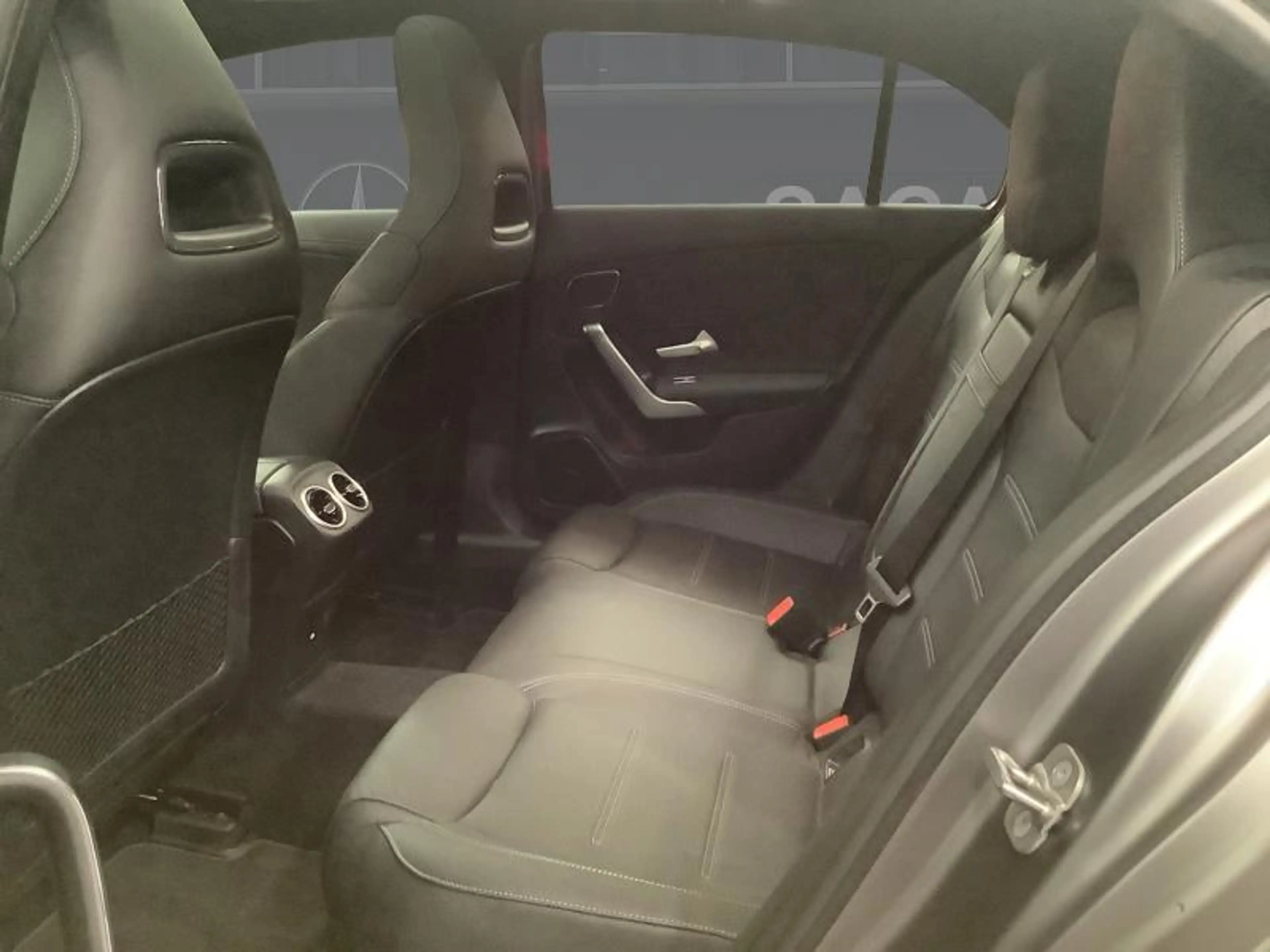 Mercedes-Benz A 45 AMG S 4MATIC+ Compacte — photo 10