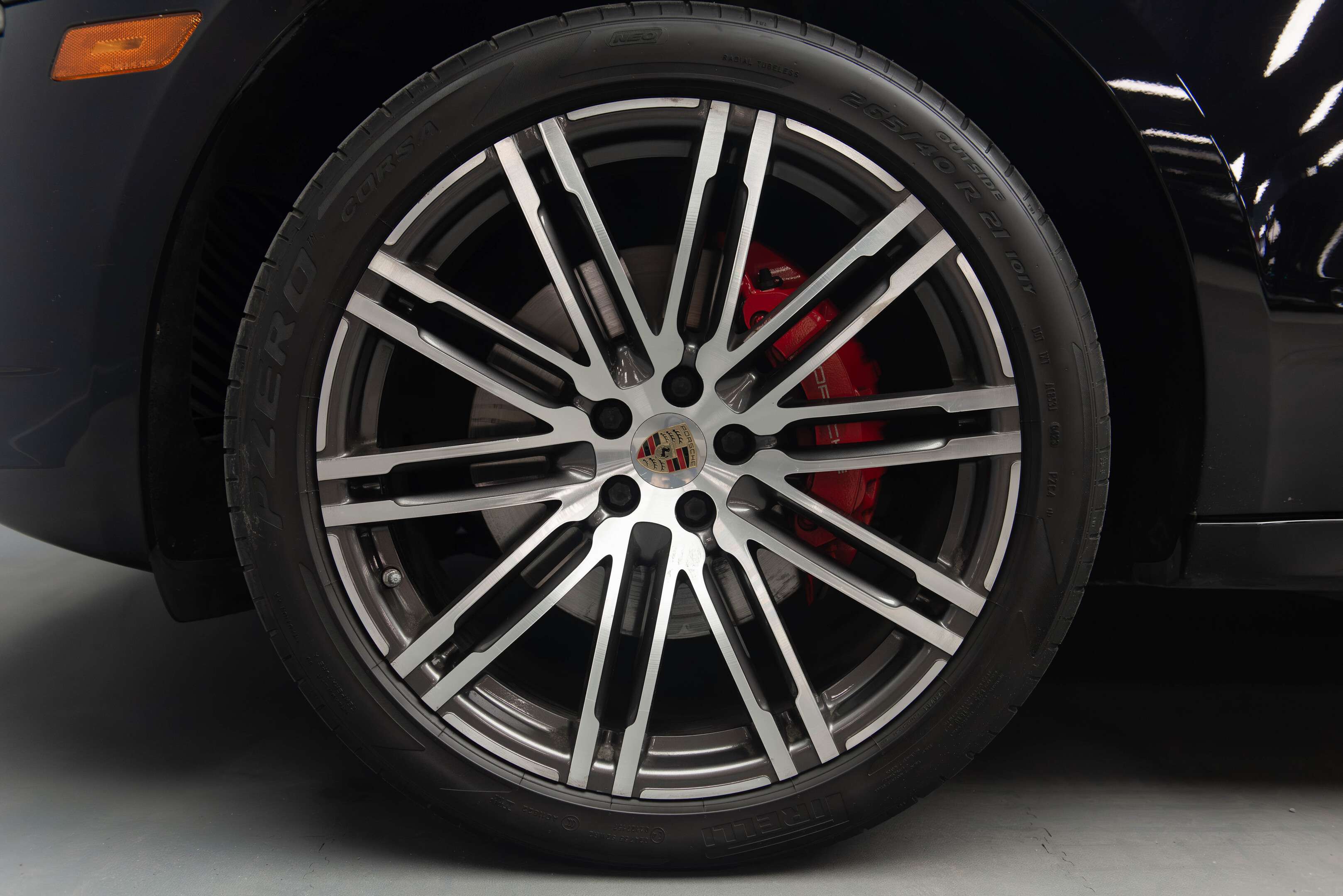 2017 Porsche Macan AWD 4dr GTS 3.0L thumb 7
