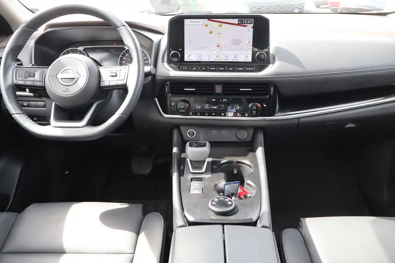 Nissan Rogue снимка Nissan Rogue