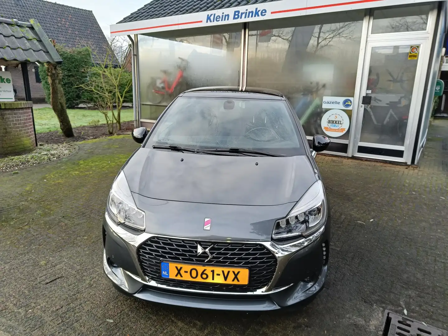 DS Automobiles DS 3 1.2 PureTech 110 PK Performance Line 37.154km! Nie Grijs - 2