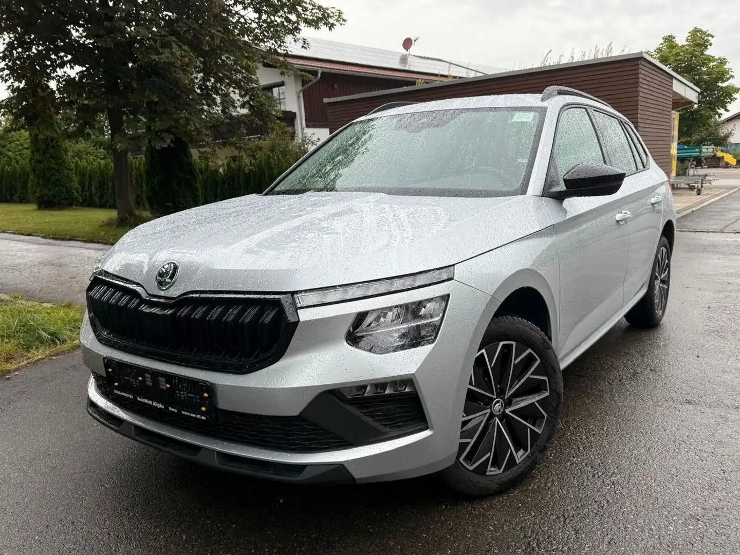 Skoda Kamiq 1.0 TSI Selection / LED / Kamera / 17"Zoll Argento - 1