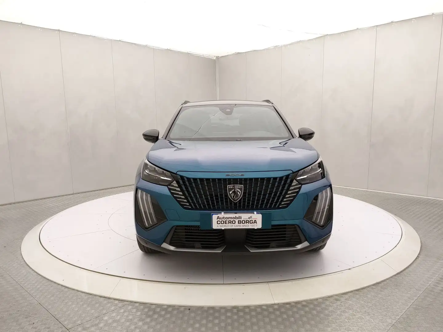 Peugeot 2008 2008 Hybrid 136 e-DCS6 GT Blau - 2