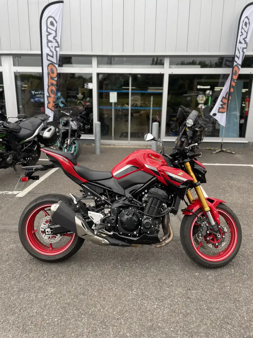 Kawasaki Z 900 Červená - 1