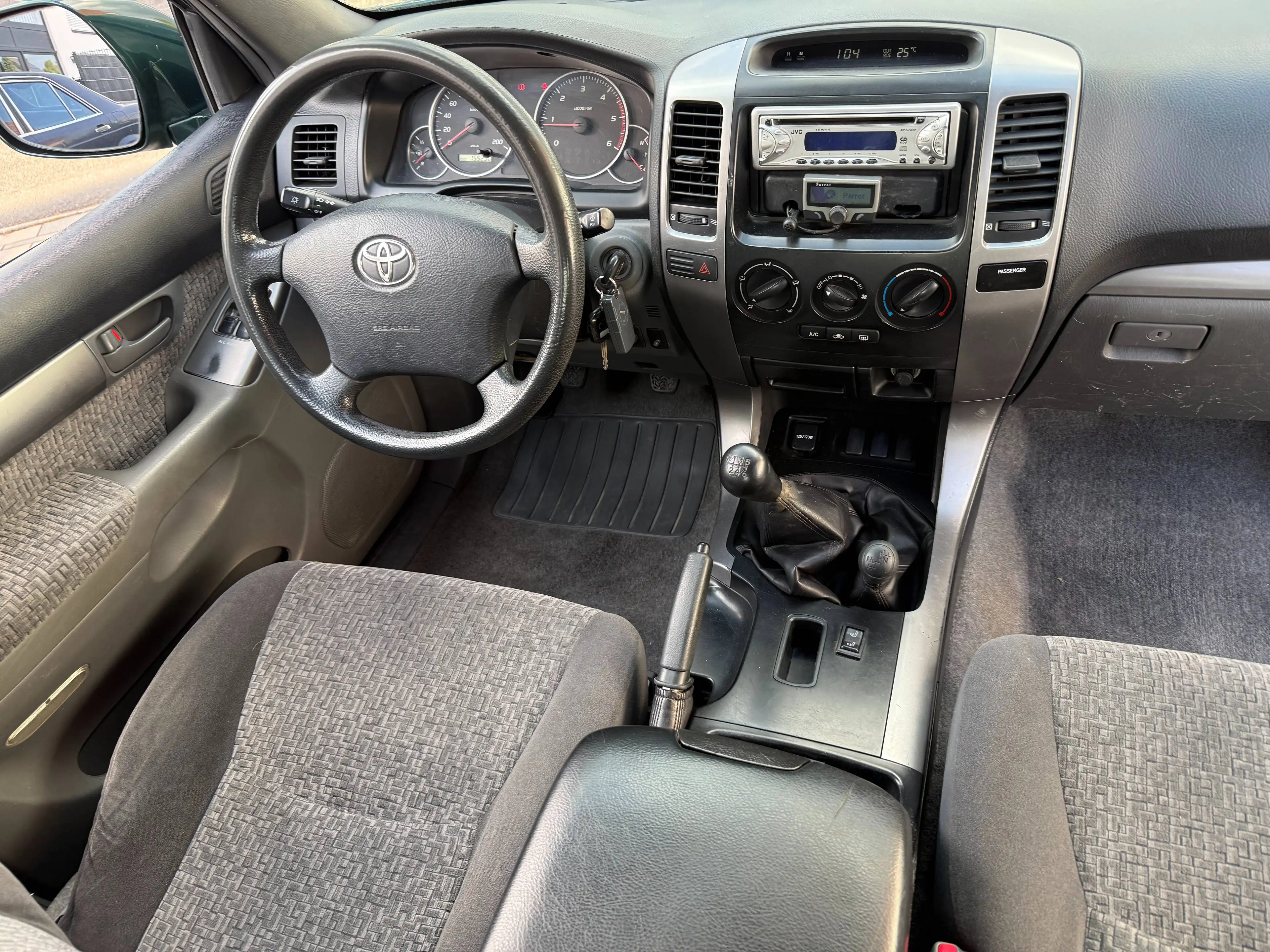Toyota Land Cruiser 3.0 D-4D Klima original 155tkm — photo 10