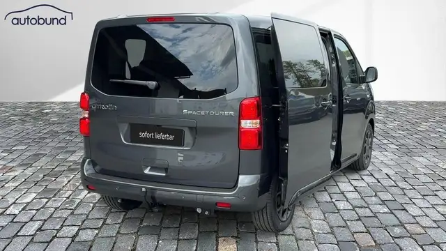 Citroen Spacetourer view 3