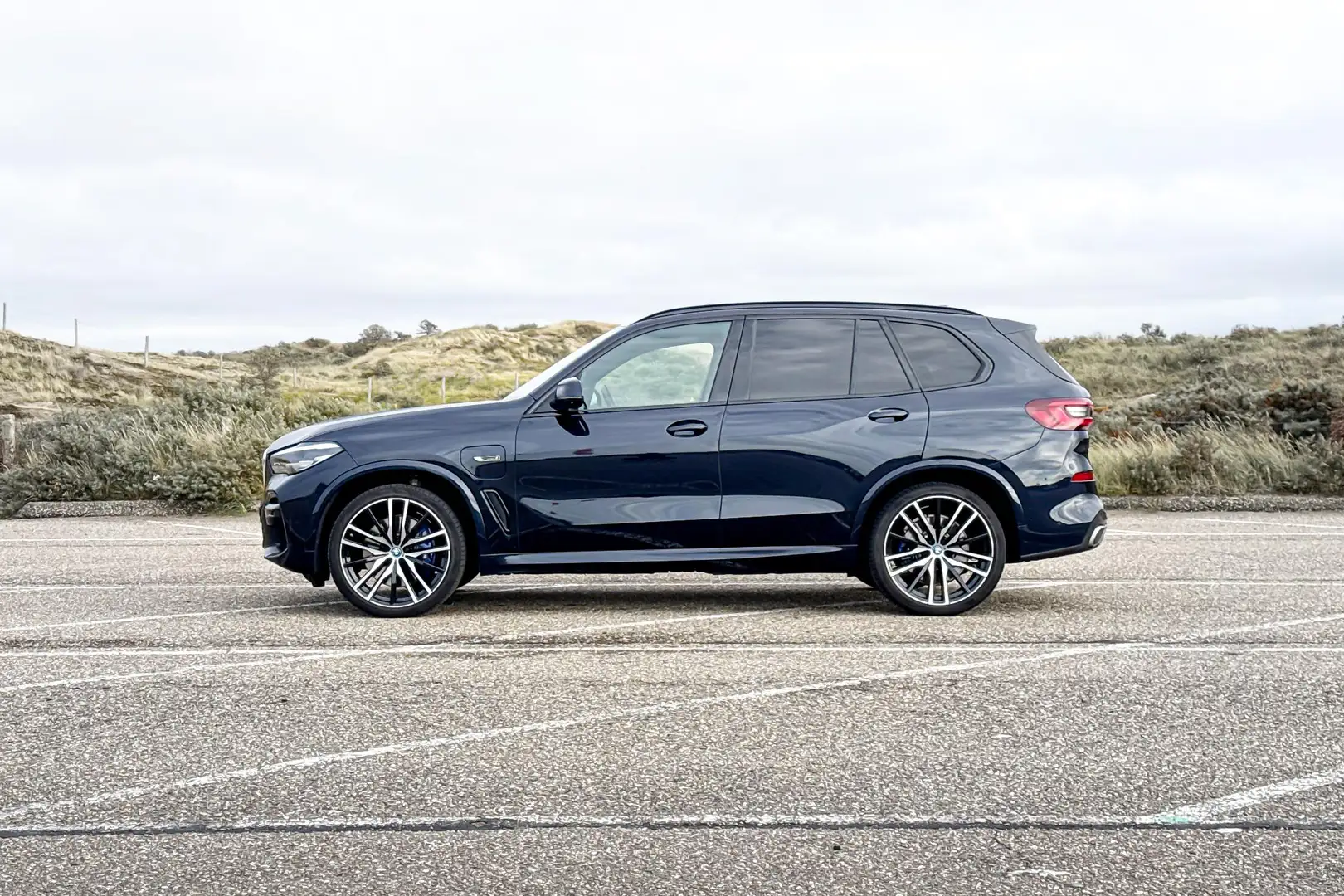 BMW X5 xDrive45e High Executive | M Sport | Panoramadak | Noir - 2