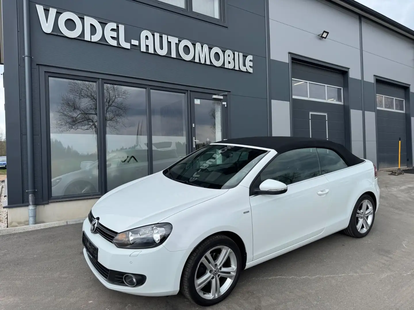 Volkswagen Golf VI Cabriolet Basis Weiß - 1