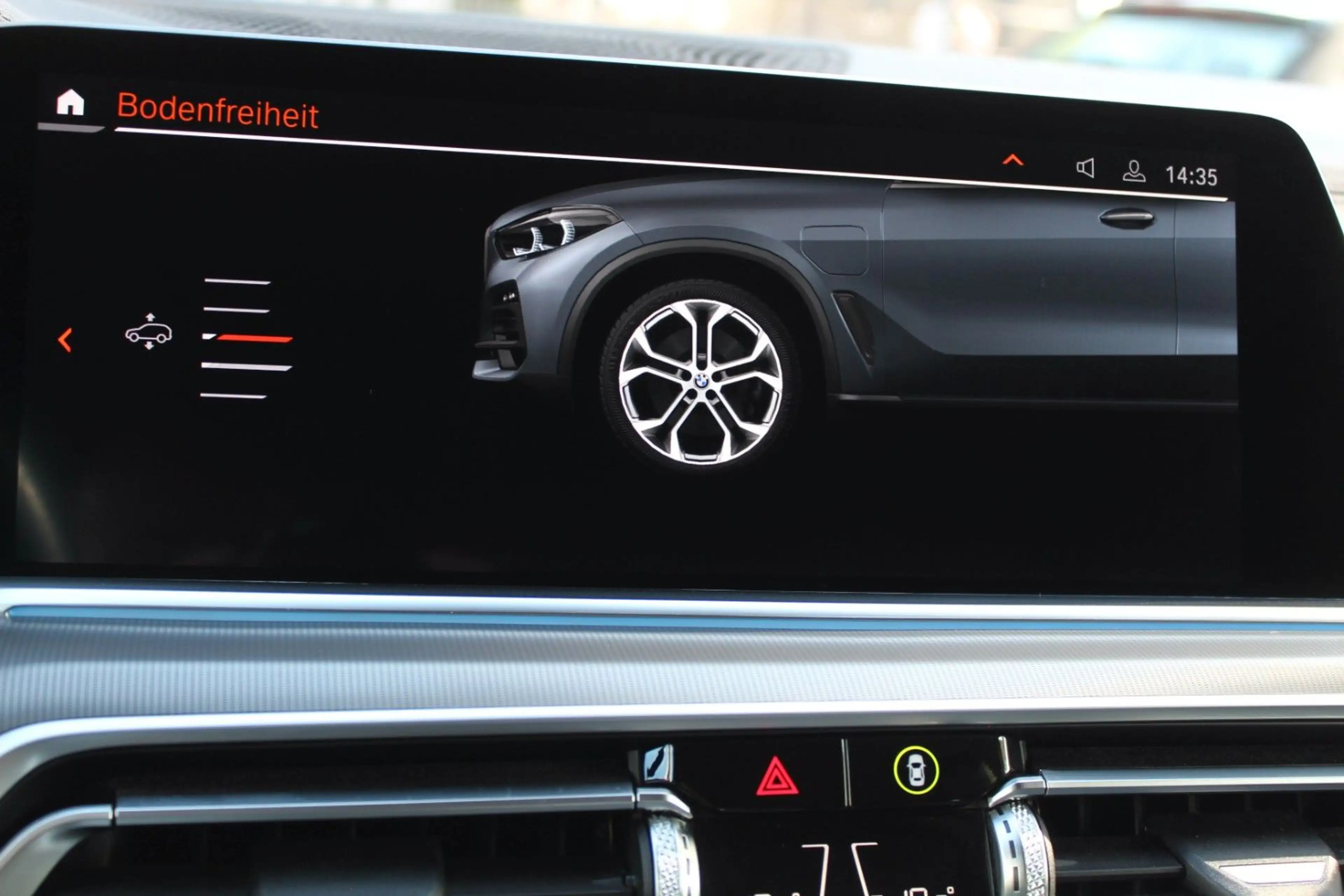 BMW X5 xDrive45 1.HAND! 360° DA-PROF H-UP 4xSHZ PANO — photo 29